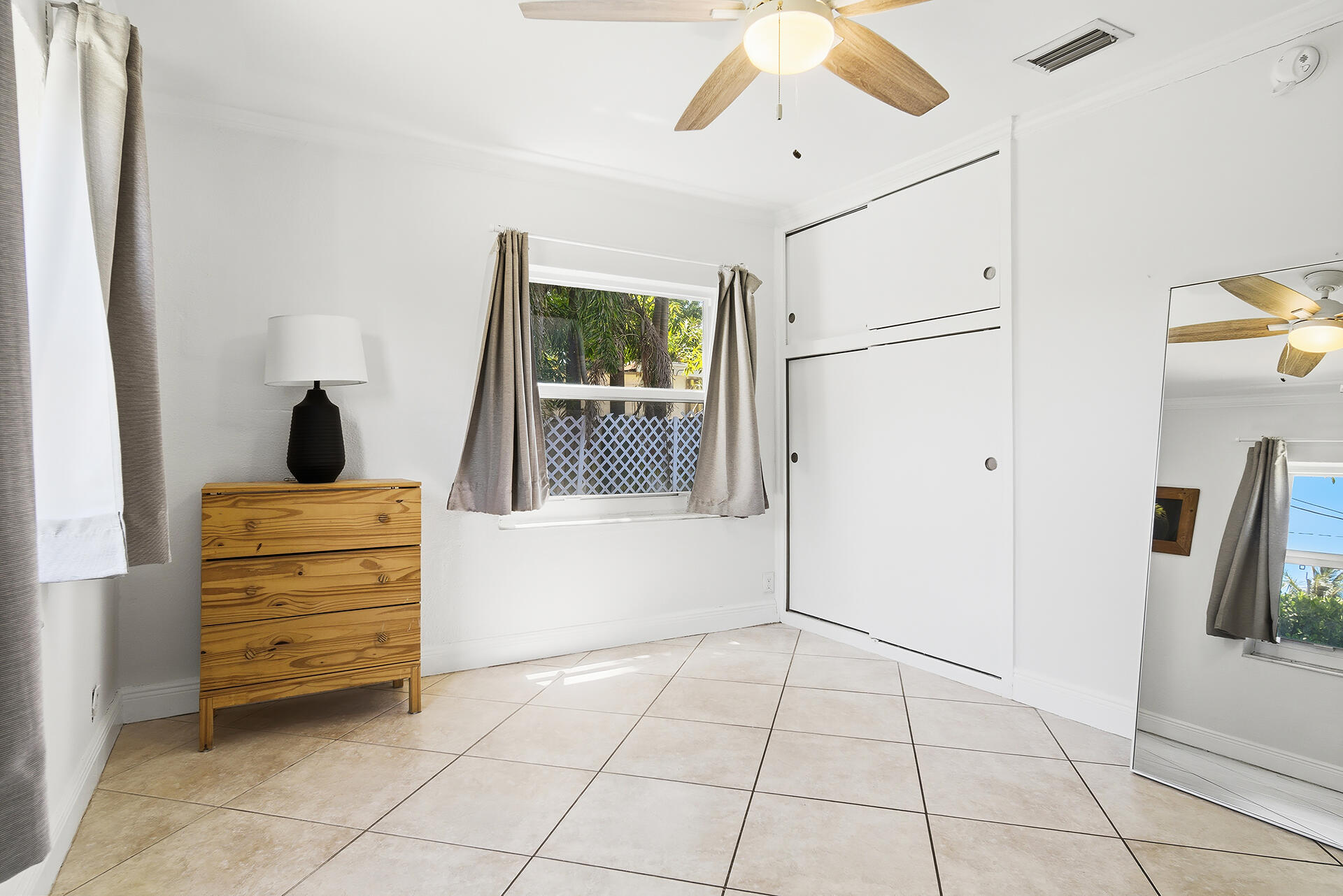FAIRFAX PARK ADD - Residential Lease
