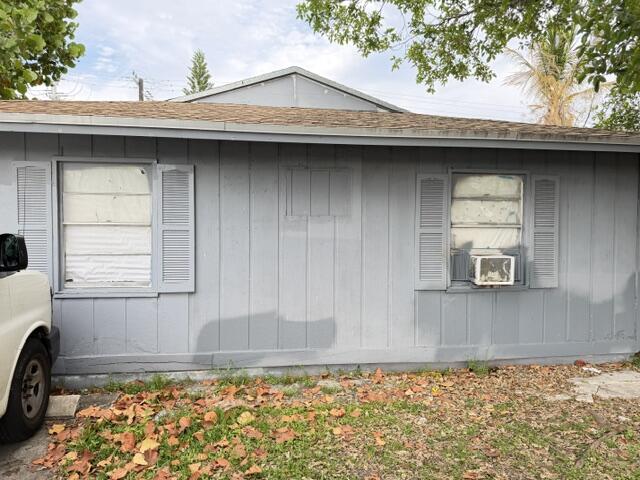 LAKE WORTH TOWN OF - Residential Income