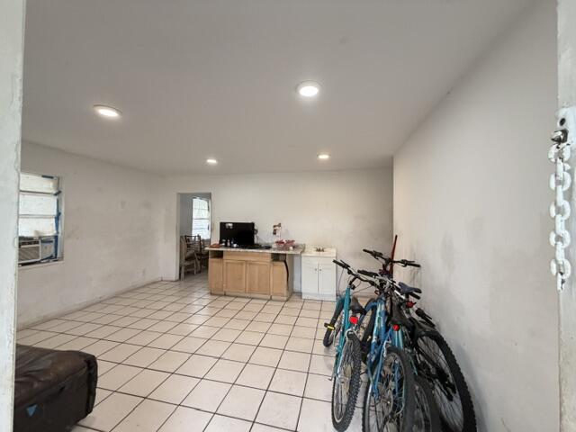 LAKE WORTH TOWN OF - Residential Income