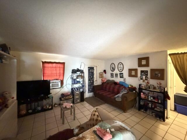 LAKE WORTH TOWN OF - Residential Income