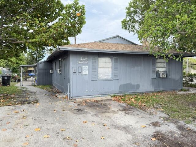 LAKE WORTH TOWN OF - Residential Income