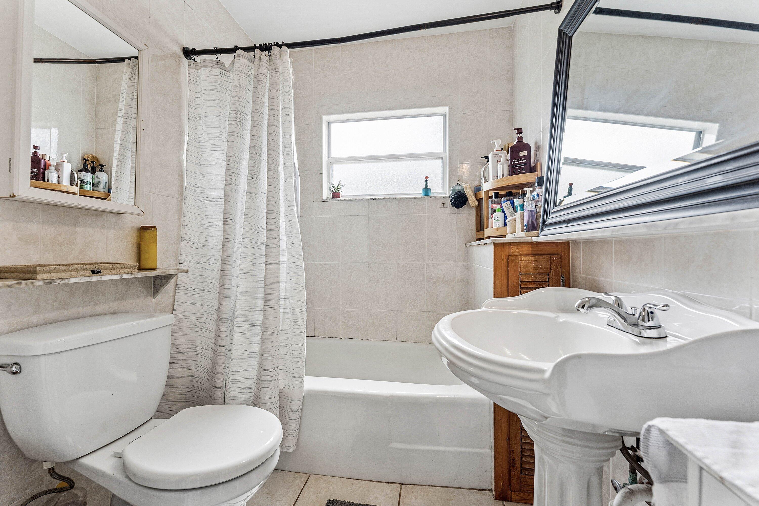 NORTH PALM BCH 3 - Residential
