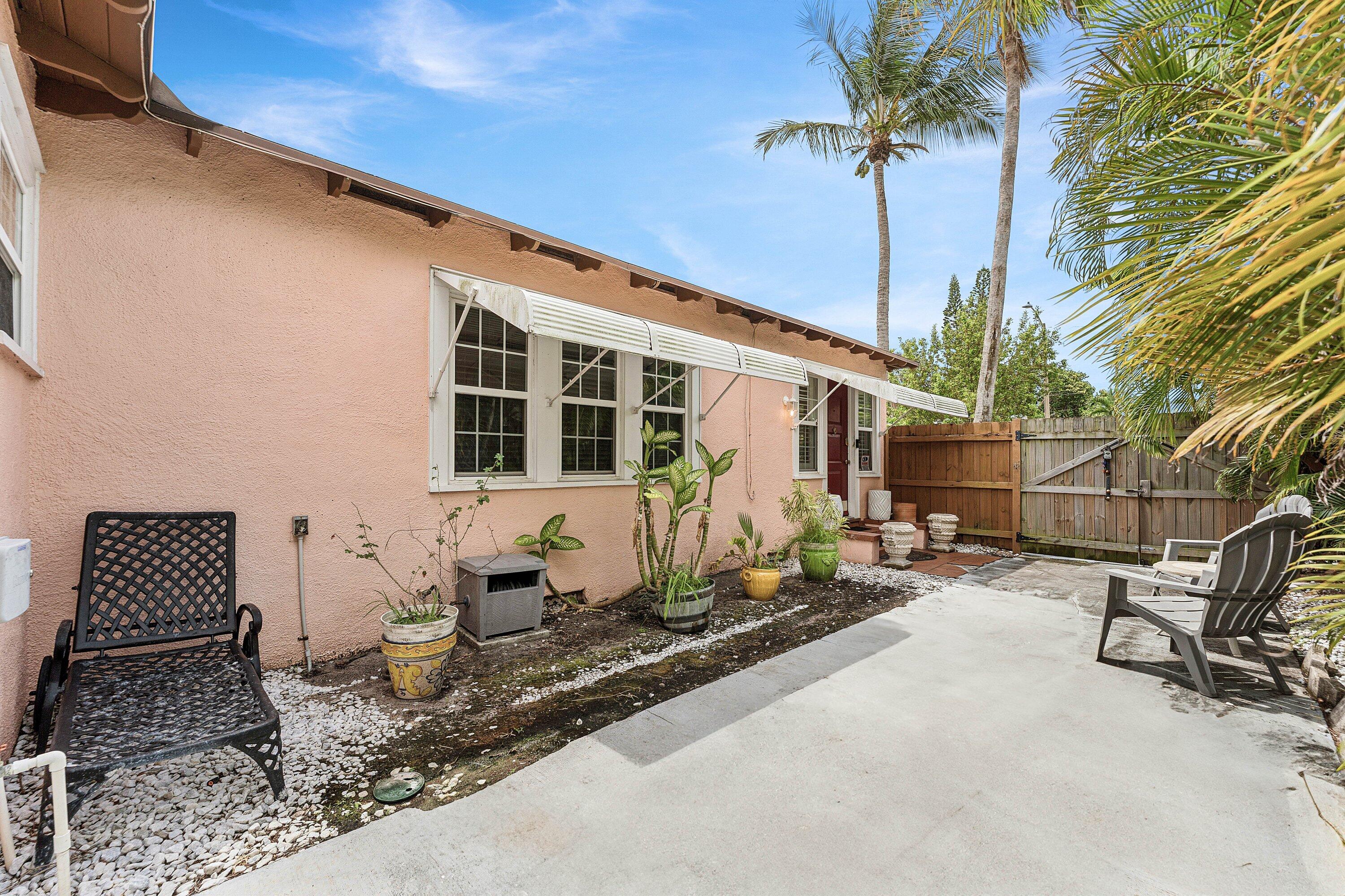 NORTH PALM BCH 3 - Residential