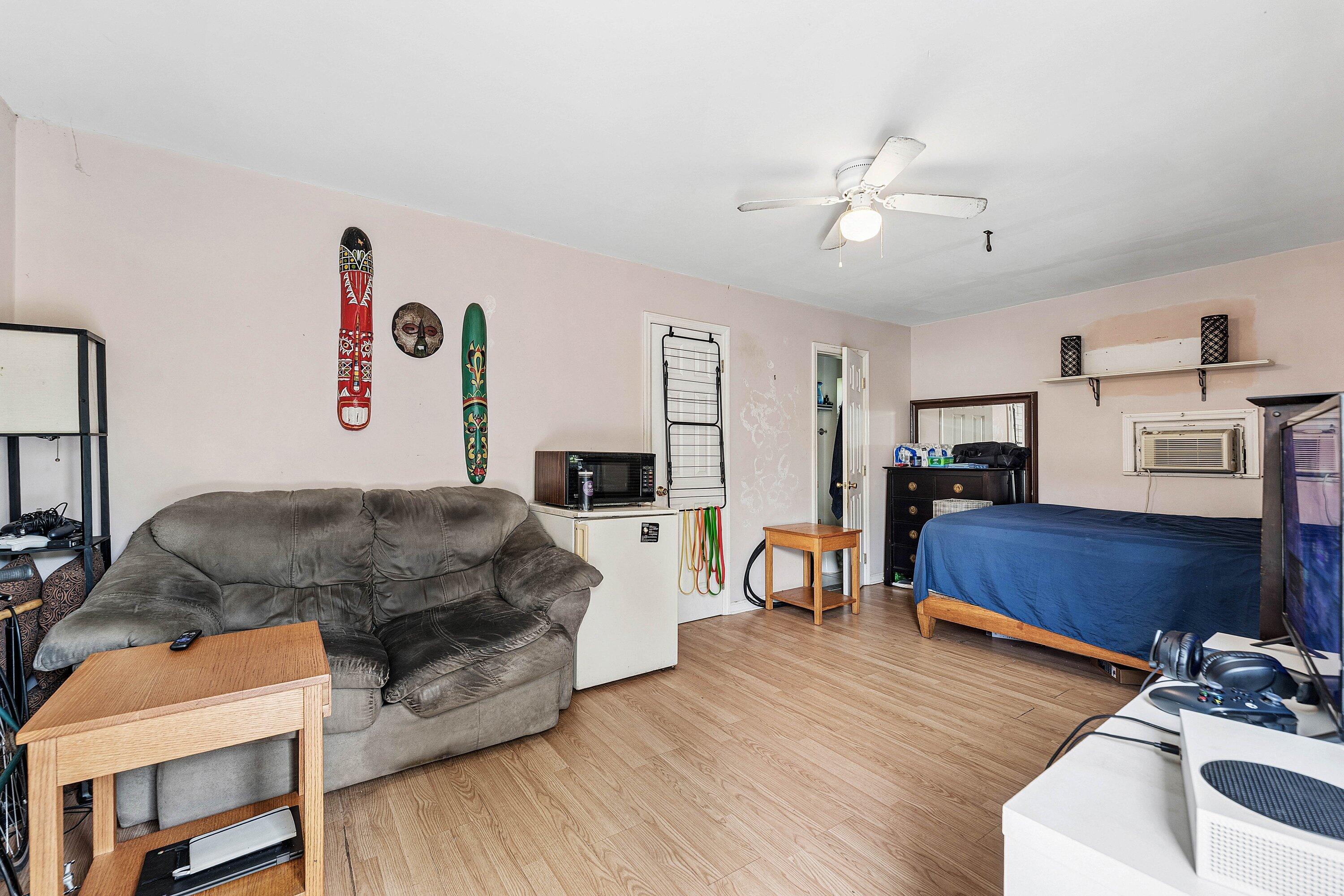 NORTH PALM BCH 3 - Residential