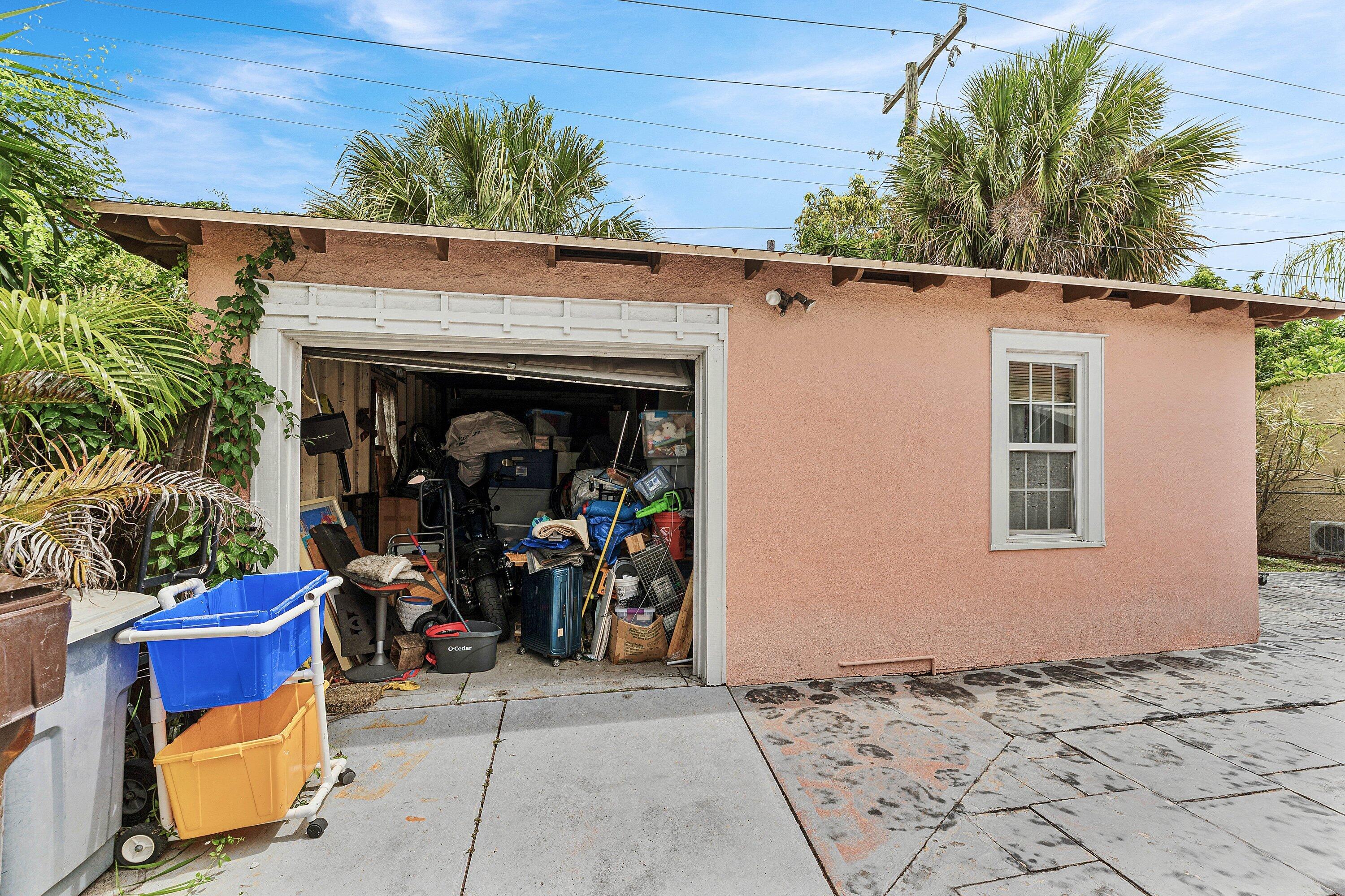 NORTH PALM BCH 3 - Residential