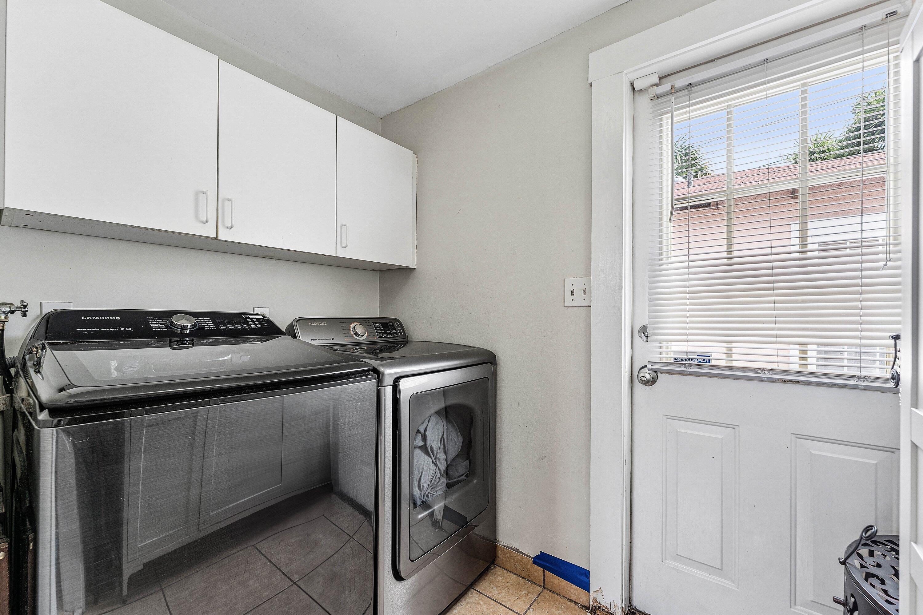 NORTH PALM BCH 3 - Residential