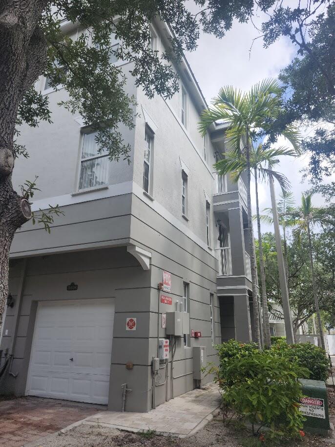 SHOMA TOWNHOMES AT ROYAL PALM BEACH CONDO - Residential