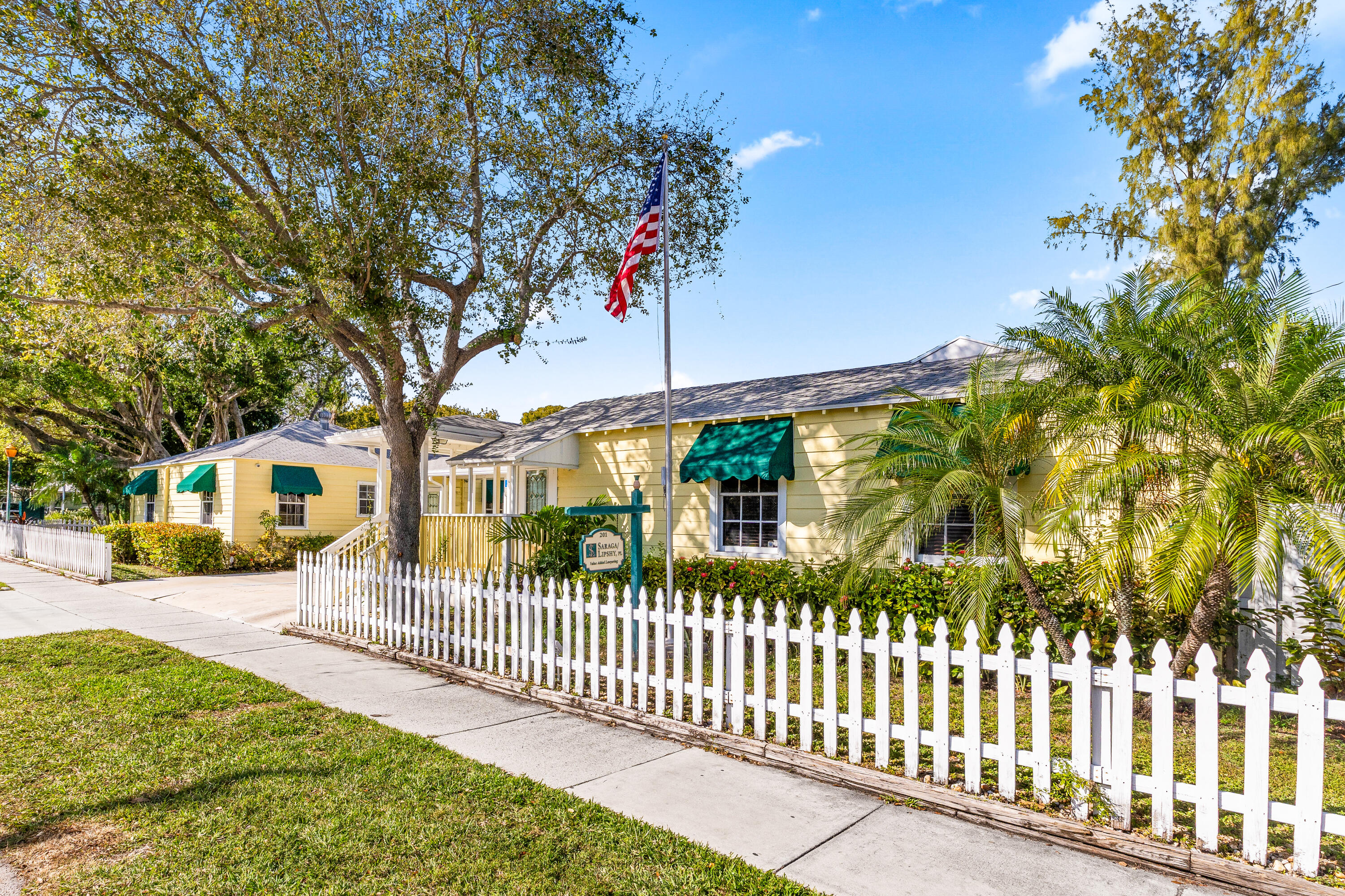 DELRAY TOWN OF - Land