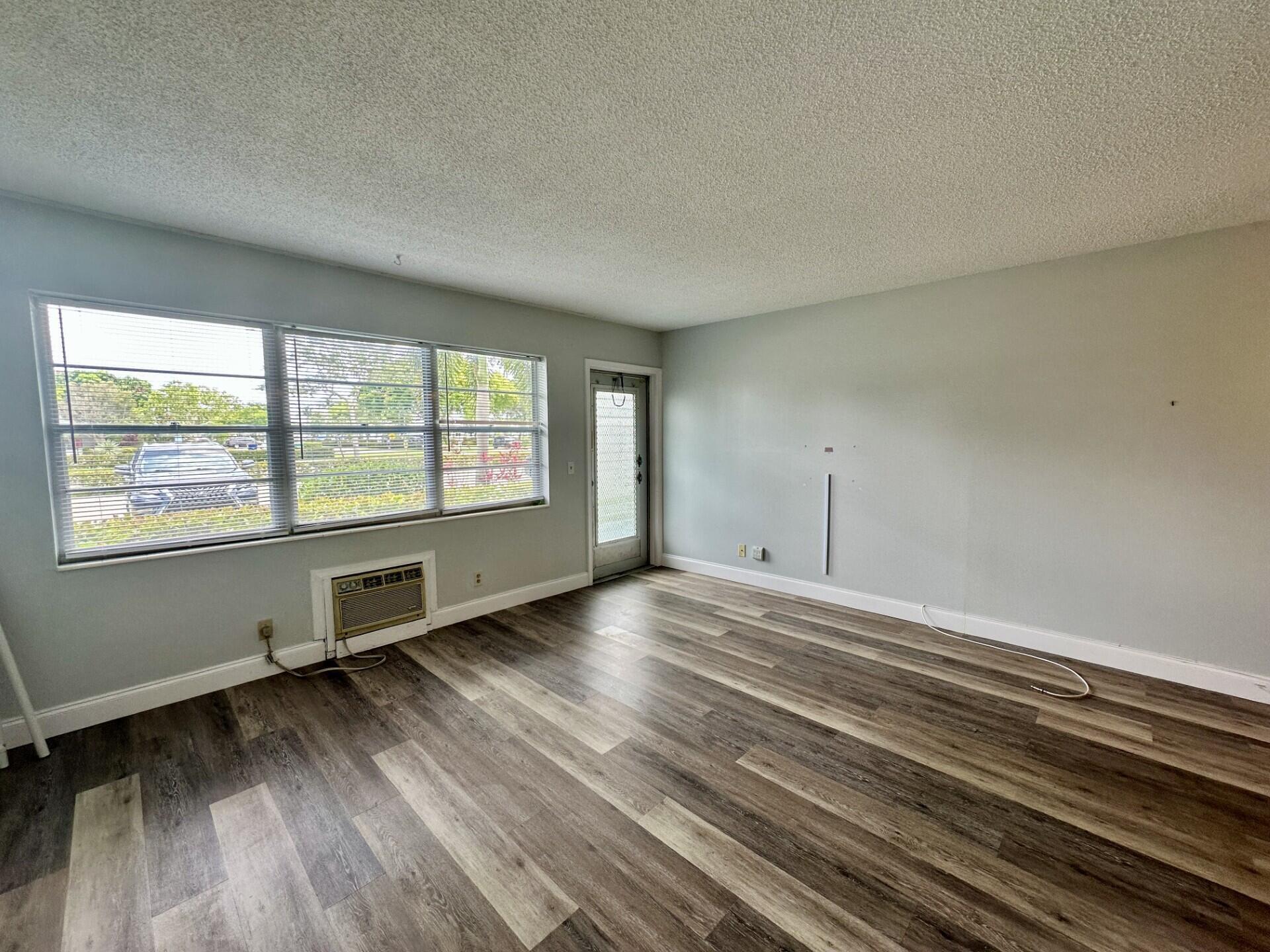 CAMDEN CONDOS - Residential Lease