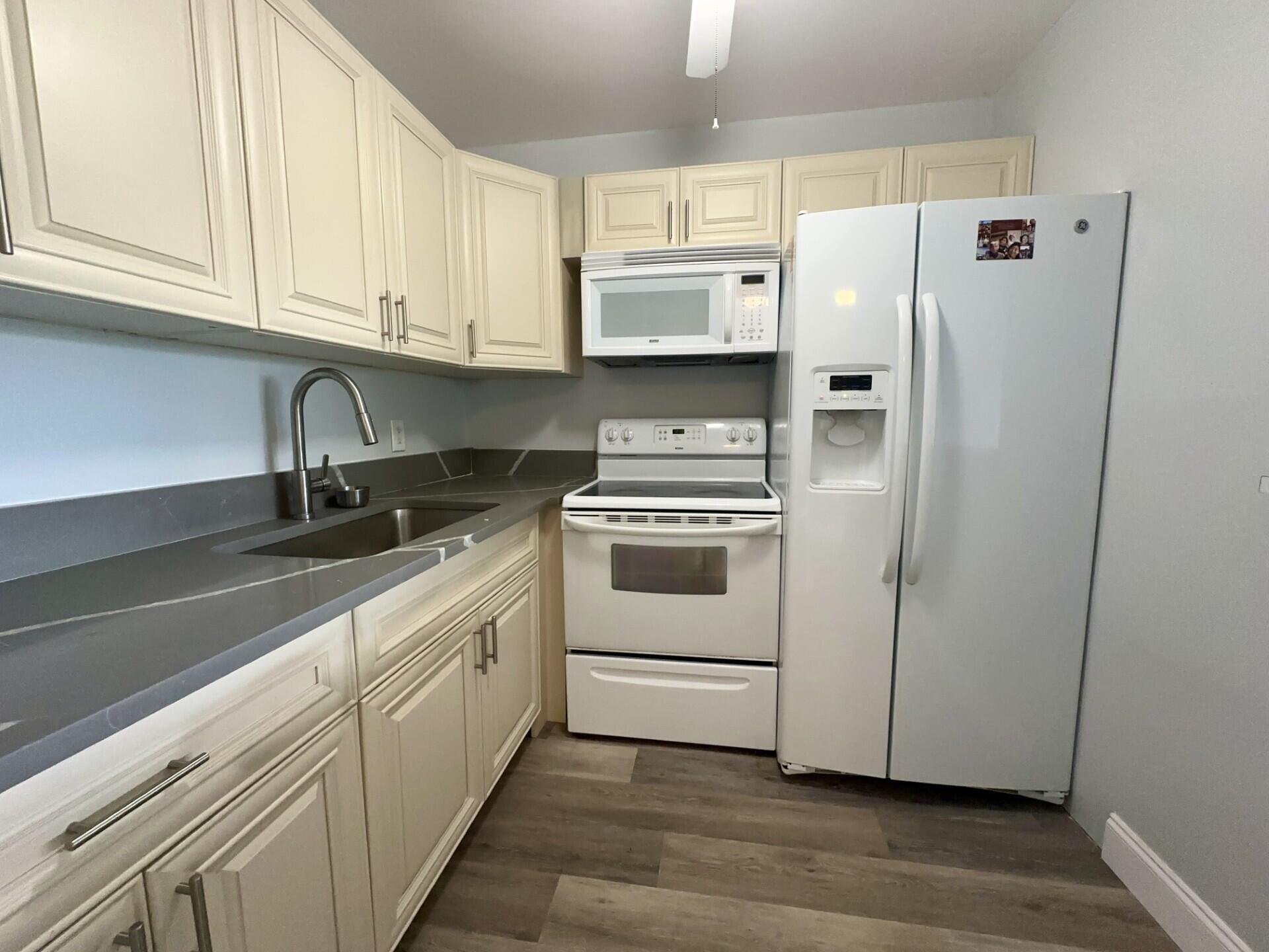 CAMDEN CONDOS - Residential Lease