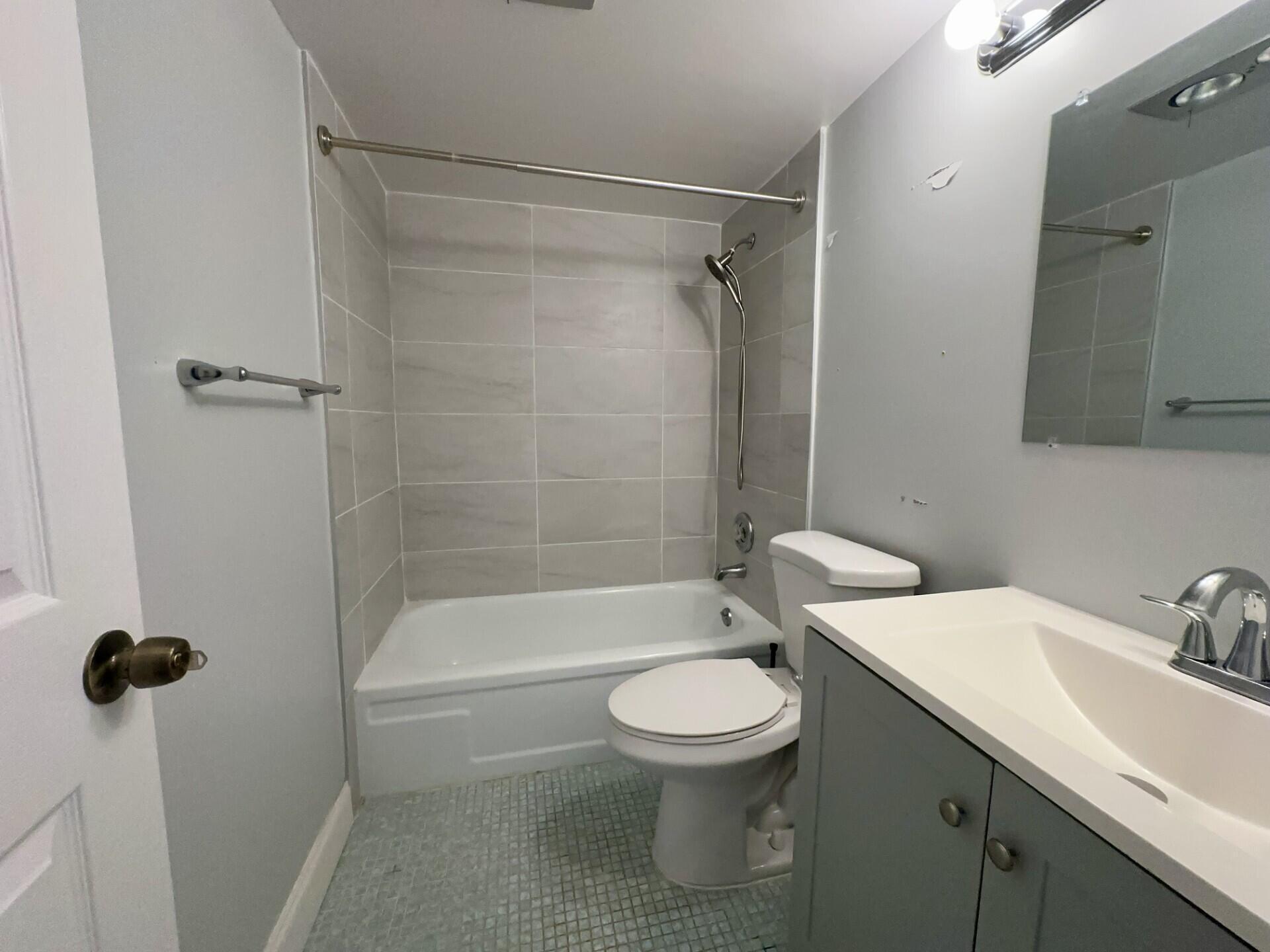 CAMDEN CONDOS - Residential Lease