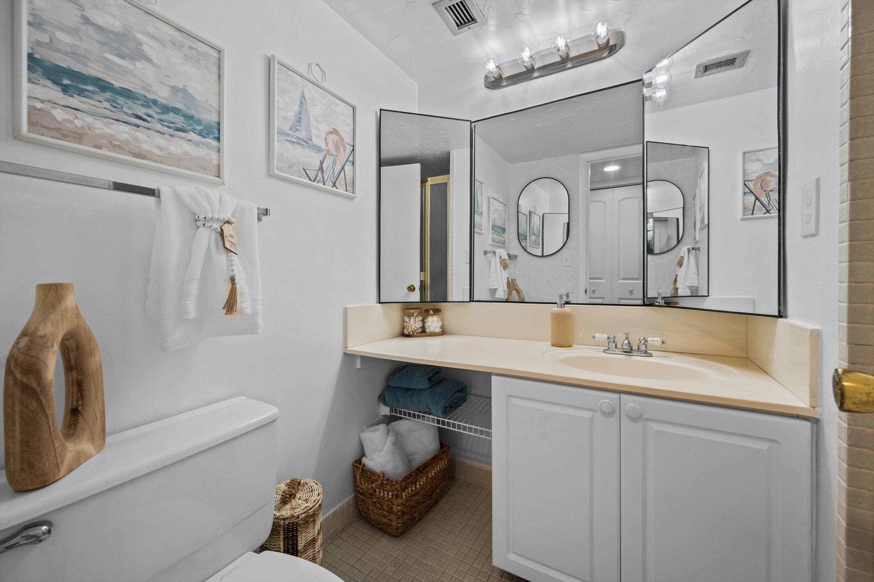 LE CHATEAU ROYAL CONDO - Residential Lease