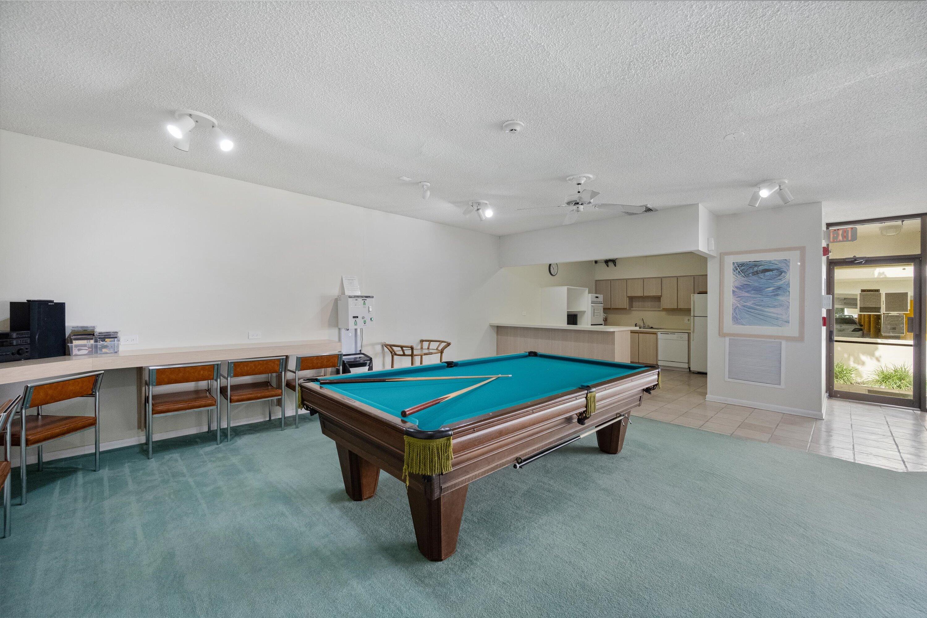 LE CHATEAU ROYAL CONDO - Residential Lease
