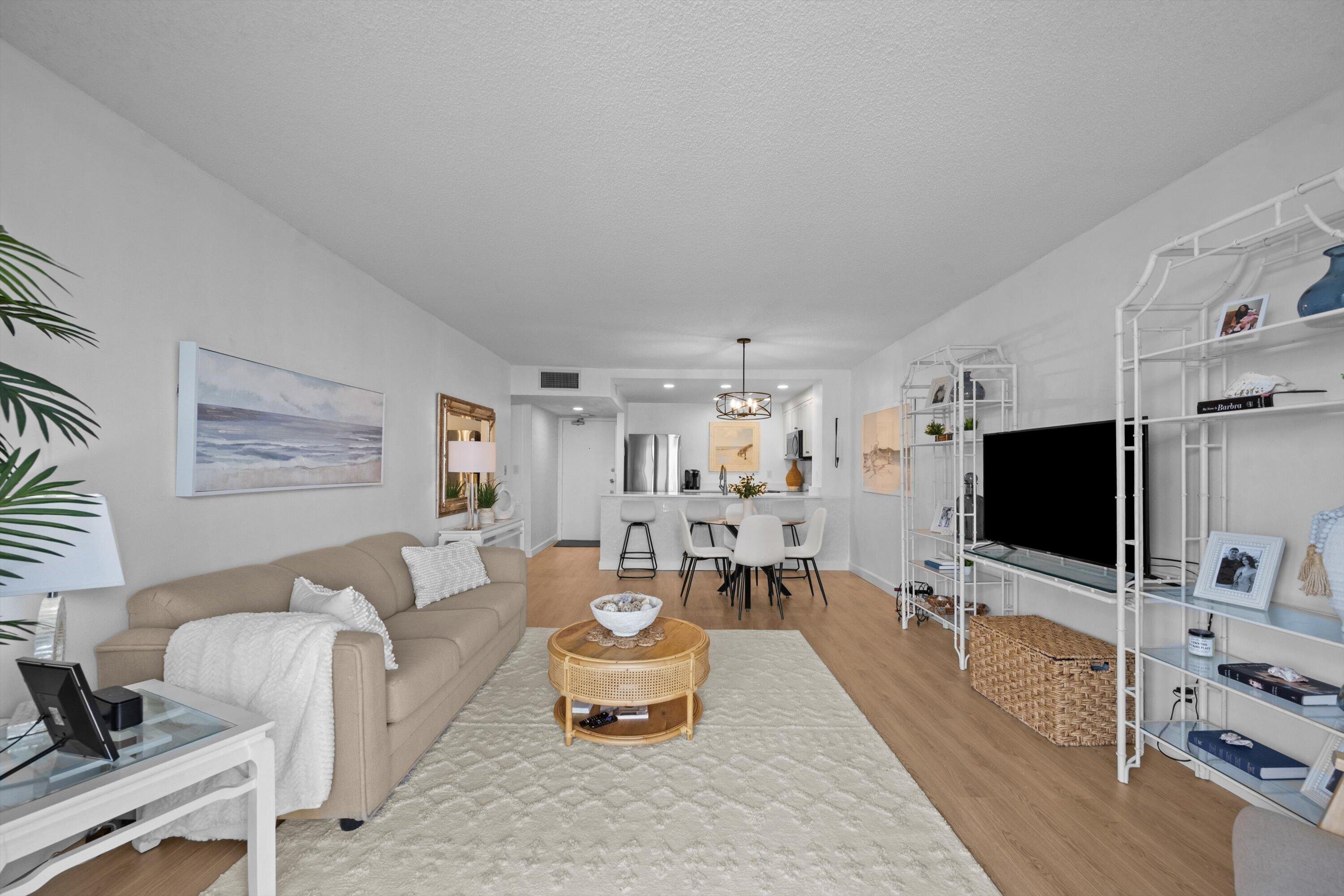 LE CHATEAU ROYAL CONDO - Residential Lease