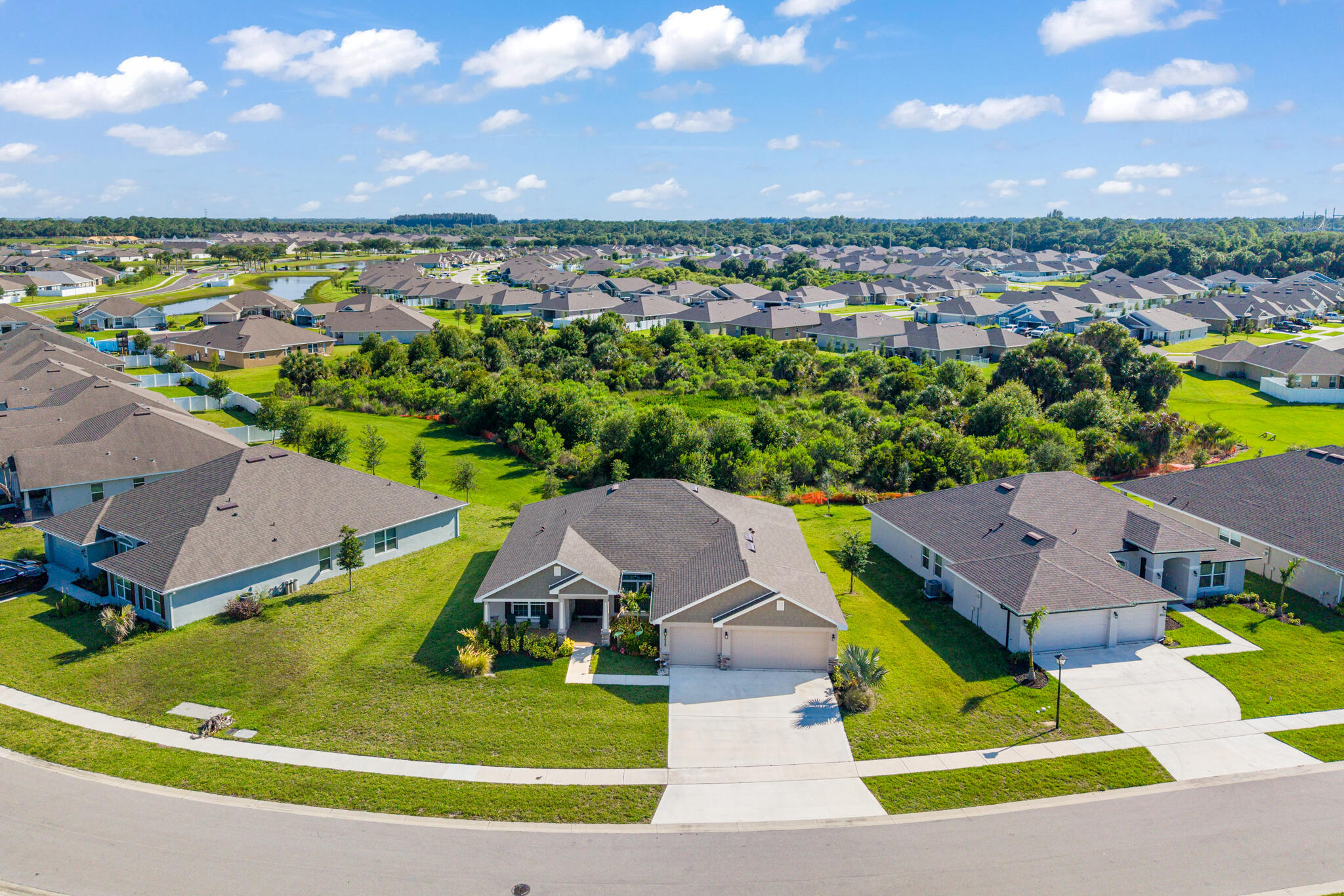 WATERSTONE PHASE THREE - Residential
