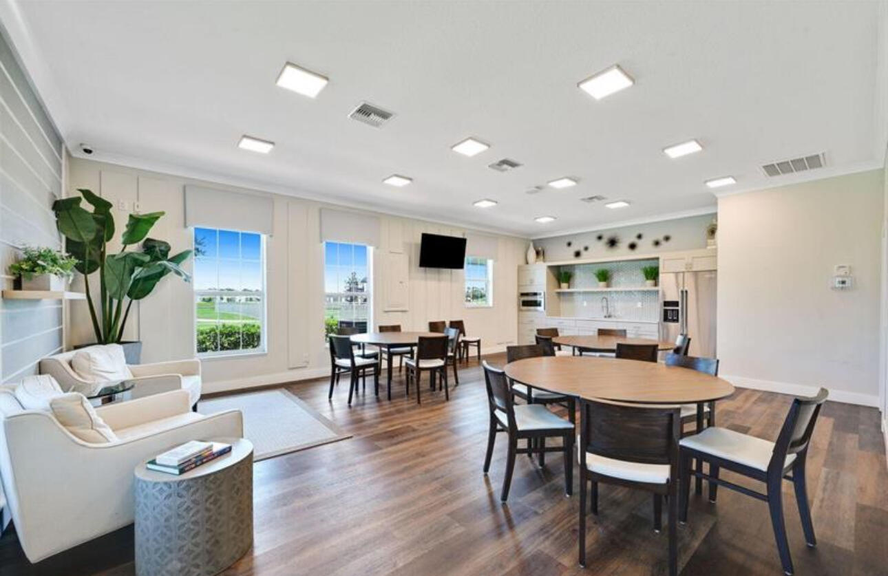 WATERSTONE PHASE THREE - Residential