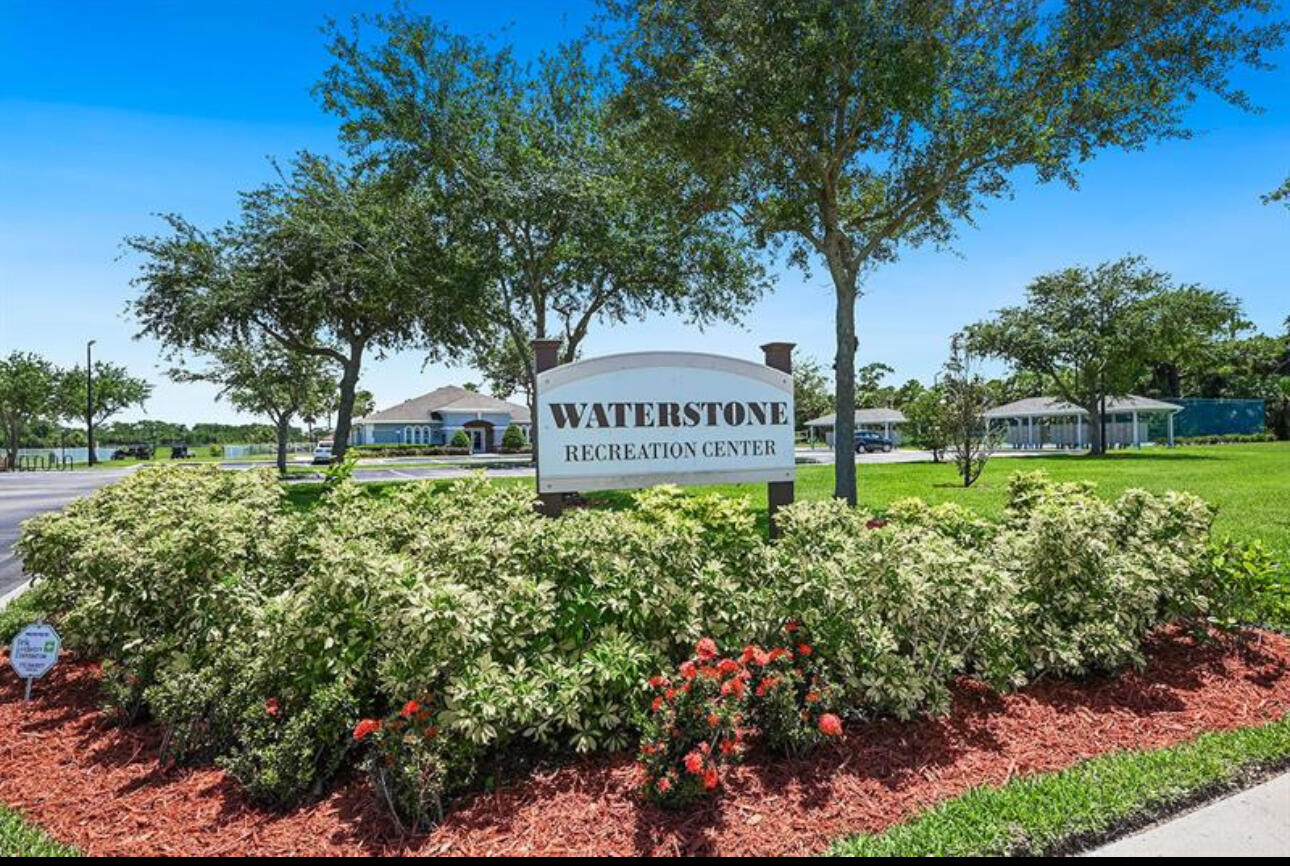 WATERSTONE PHASE THREE - Residential