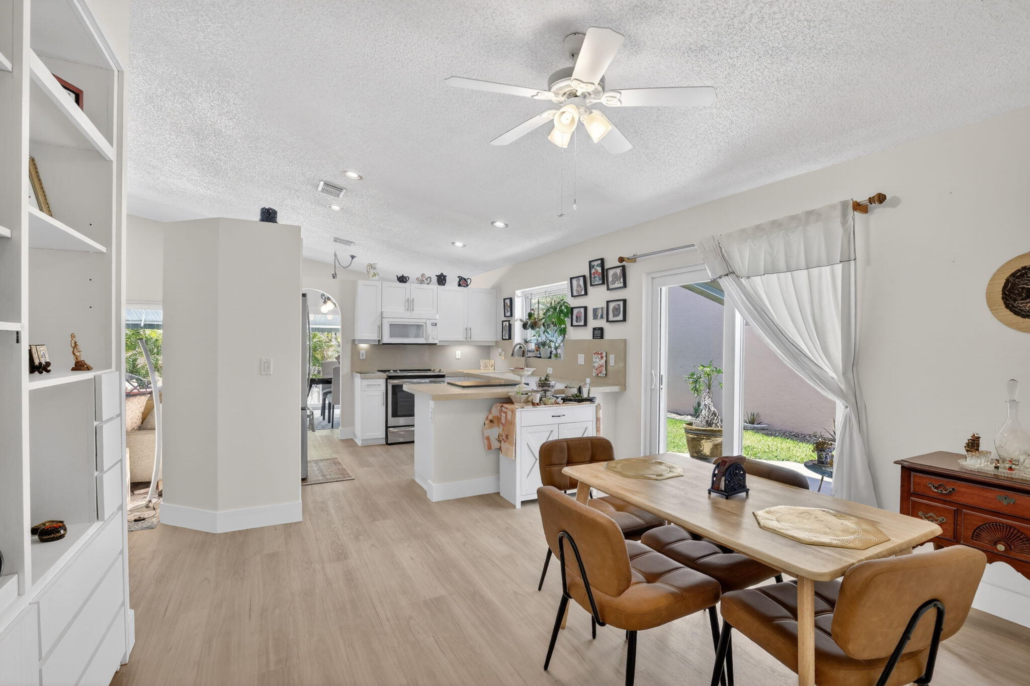 TWIN ACRES - Residential