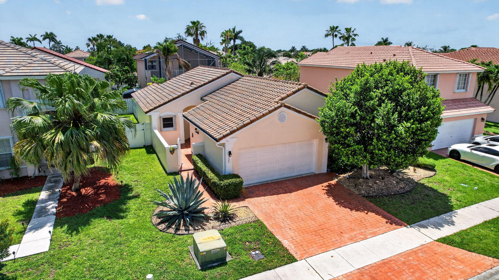 TWIN ACRES - Residential