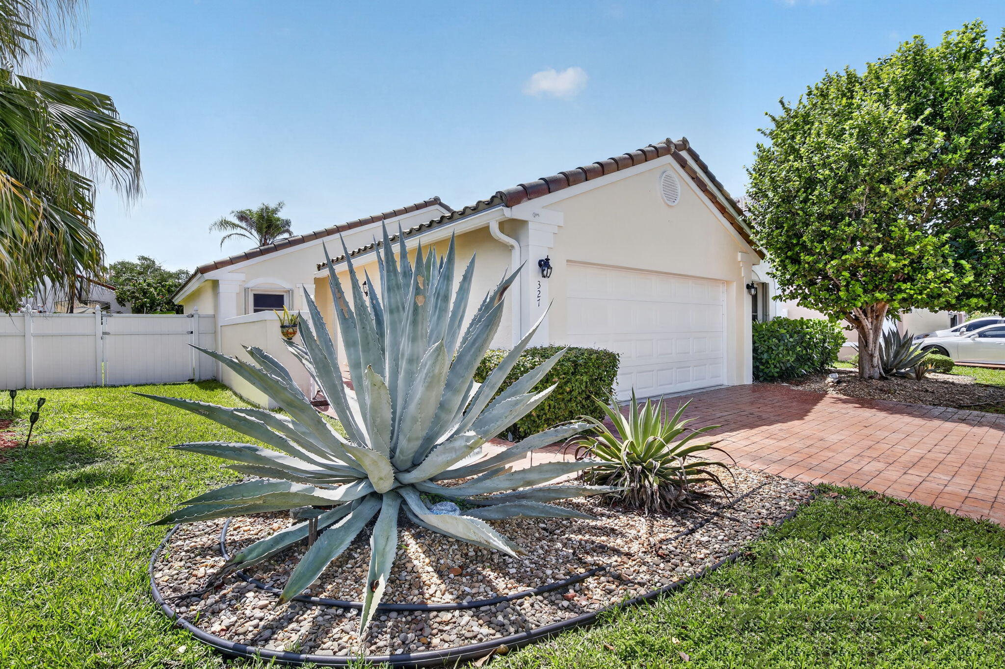 TWIN ACRES - Residential