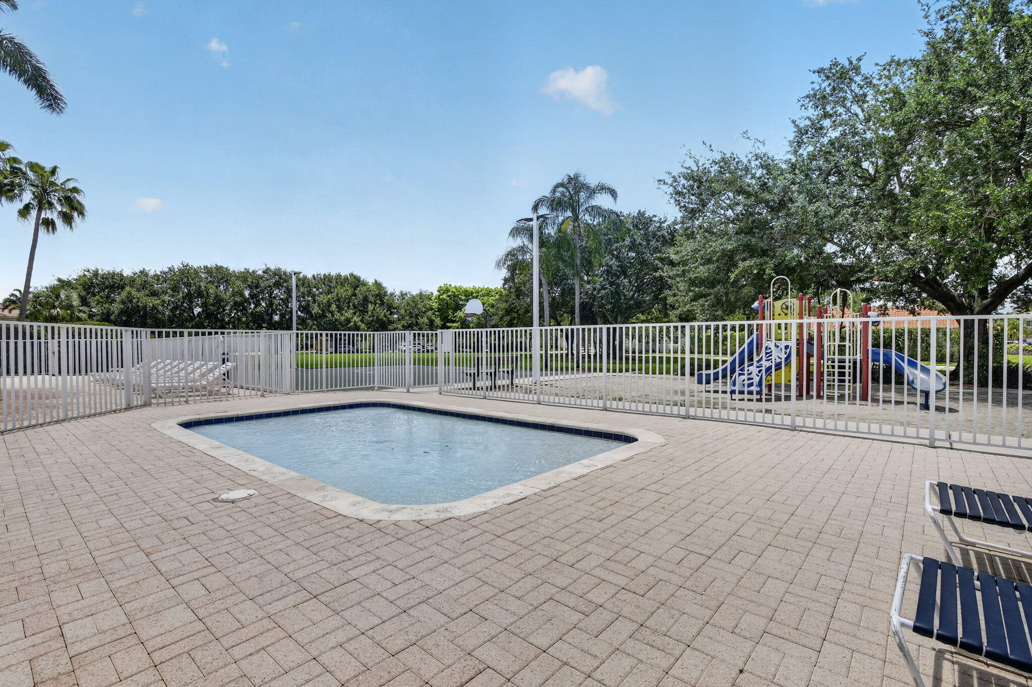 TWIN ACRES - Residential