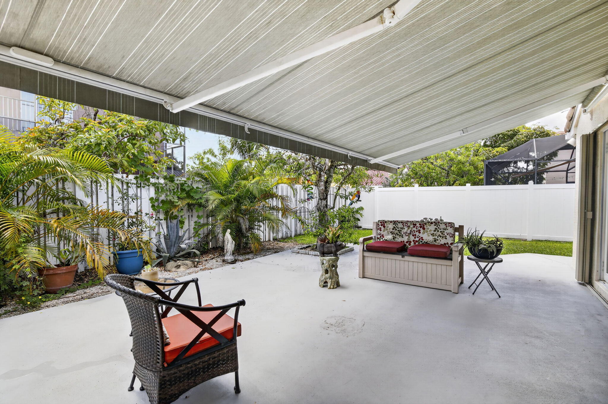 TWIN ACRES - Residential