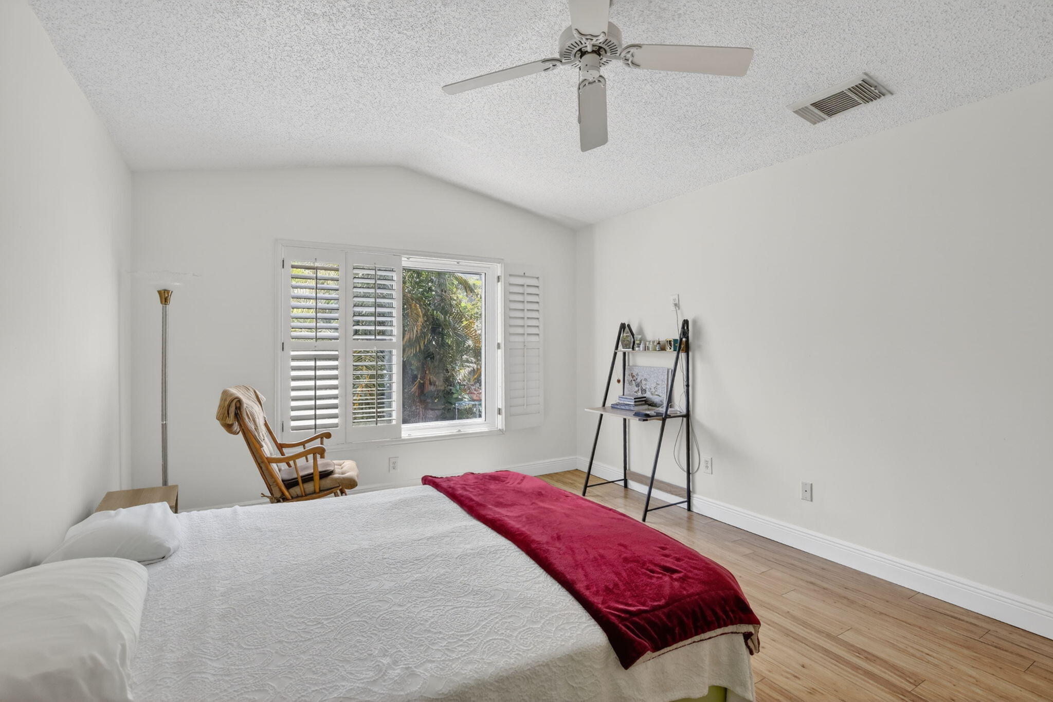 TWIN ACRES - Residential