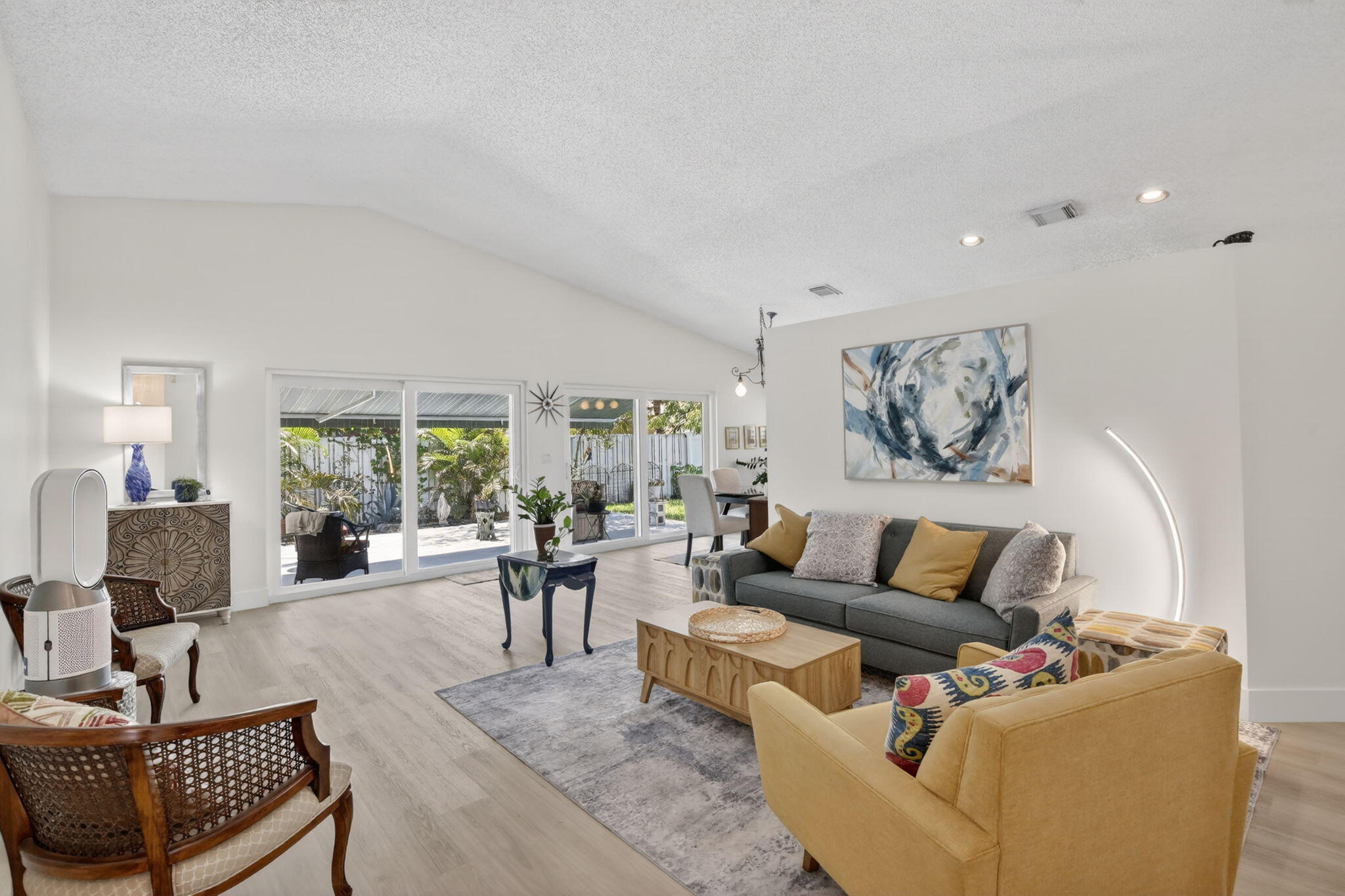 TWIN ACRES - Residential