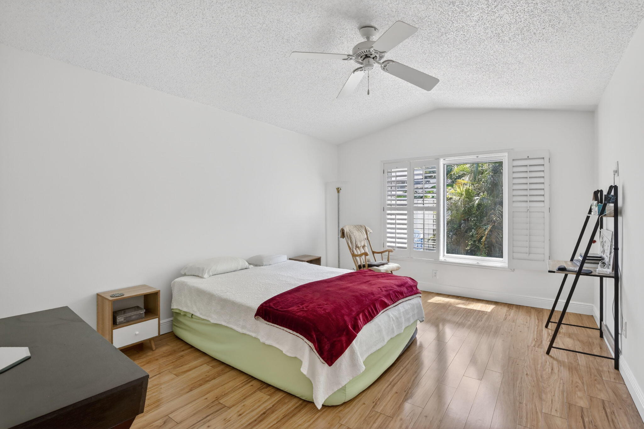 TWIN ACRES - Residential