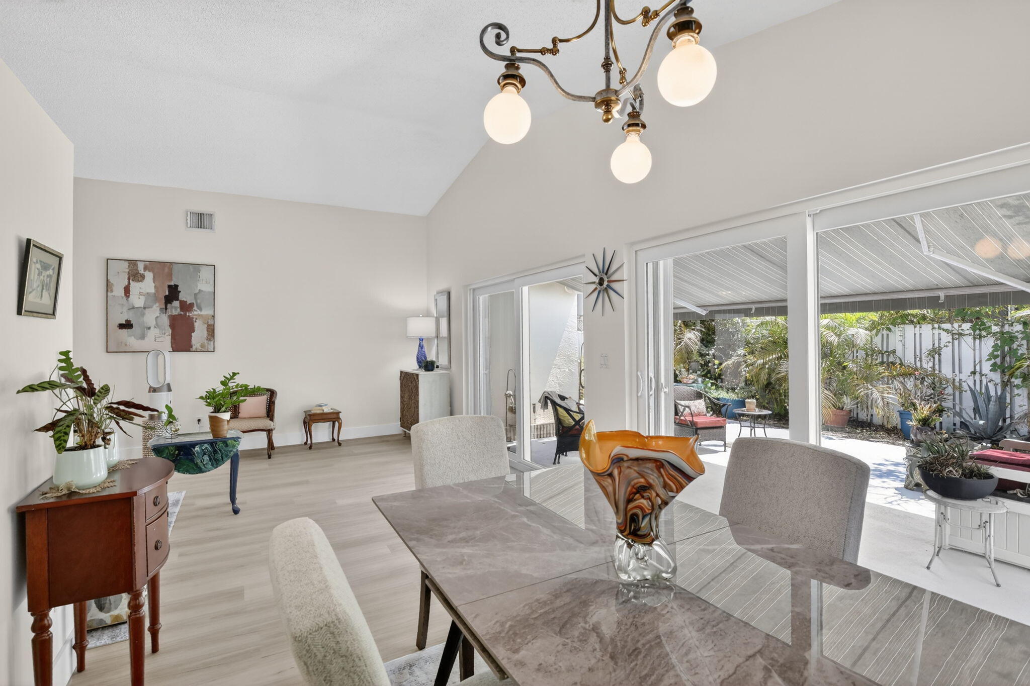TWIN ACRES - Residential