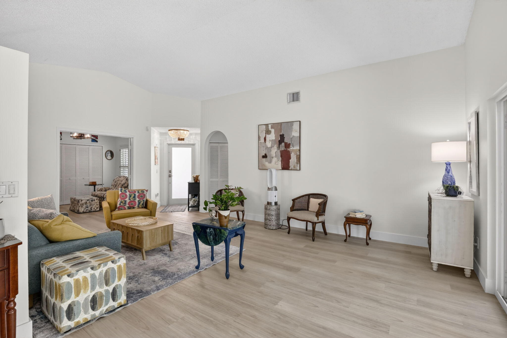 TWIN ACRES - Residential