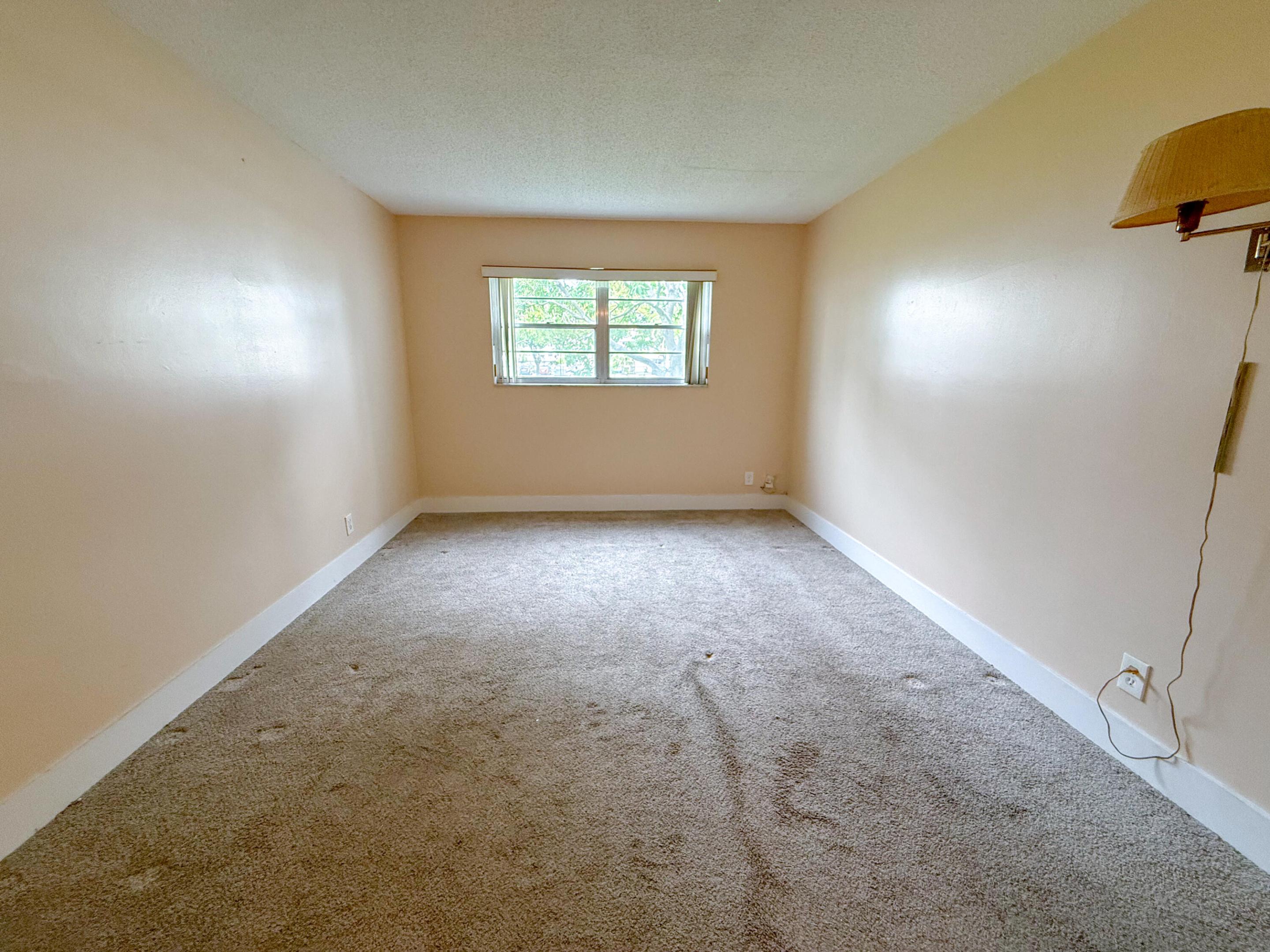 DANIANS NORTH CONDO - Residential