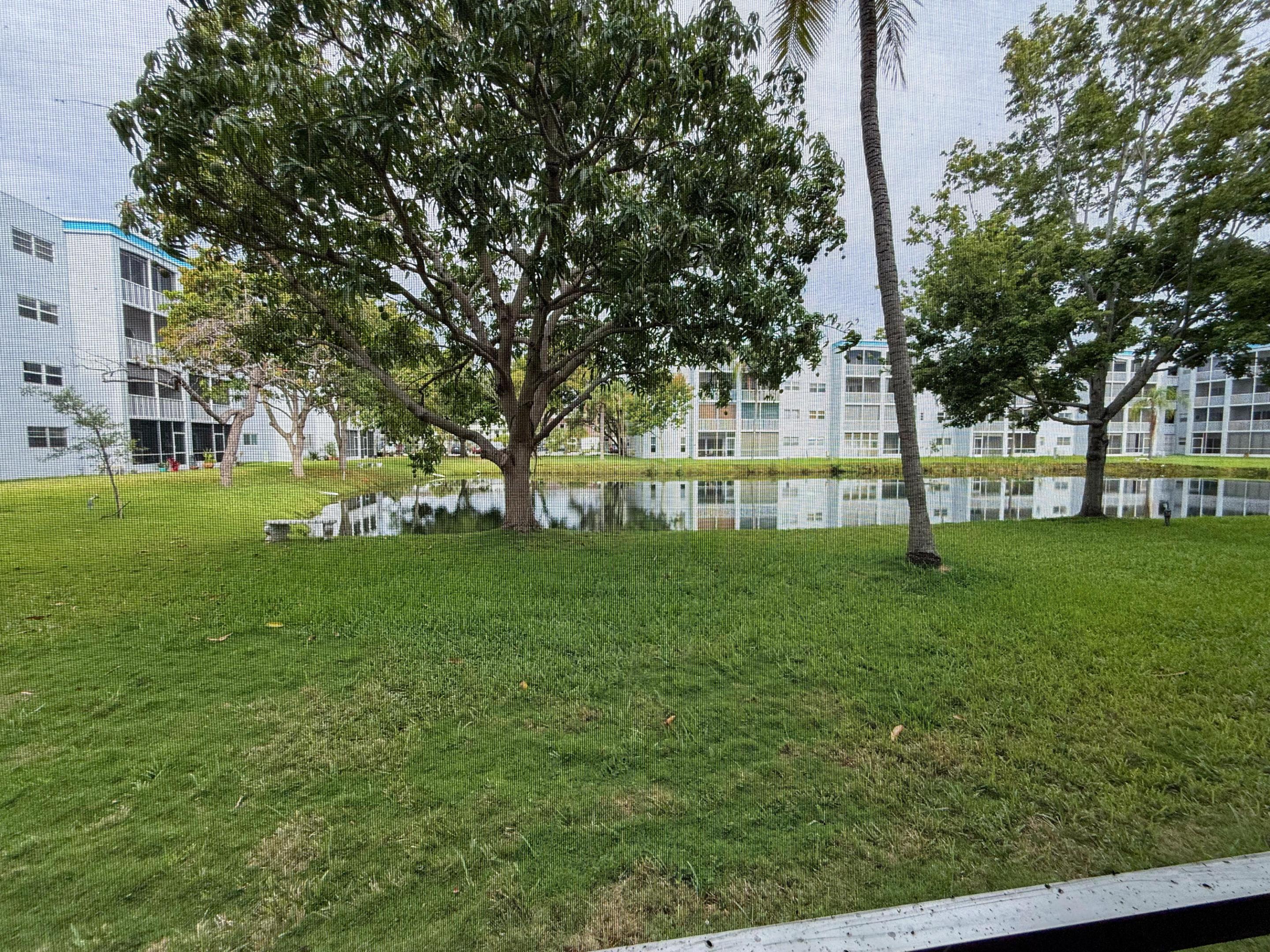 DANIANS NORTH CONDO - Residential