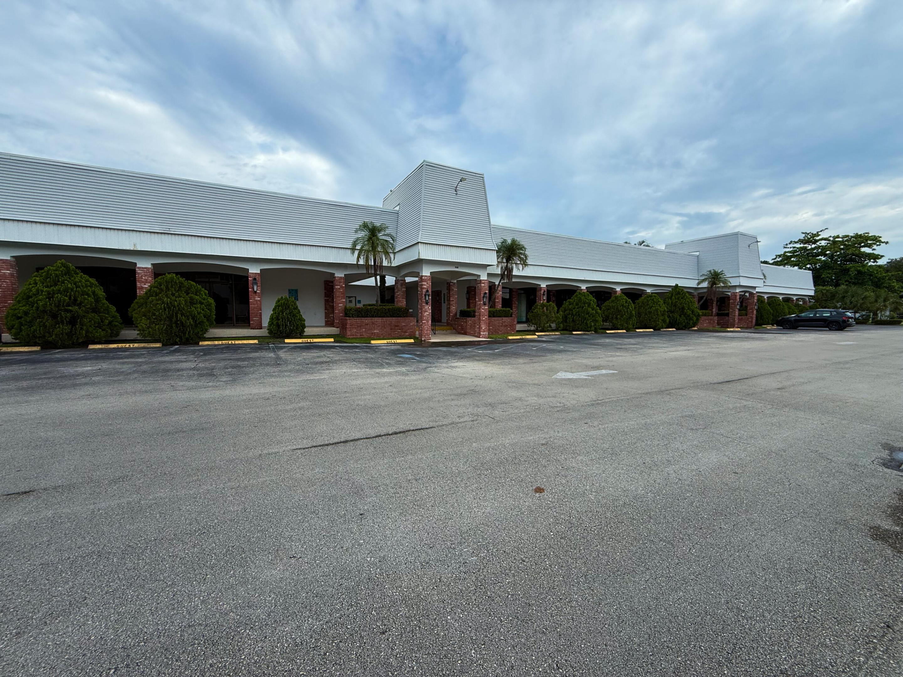 DANIANS NORTH CONDO - Residential