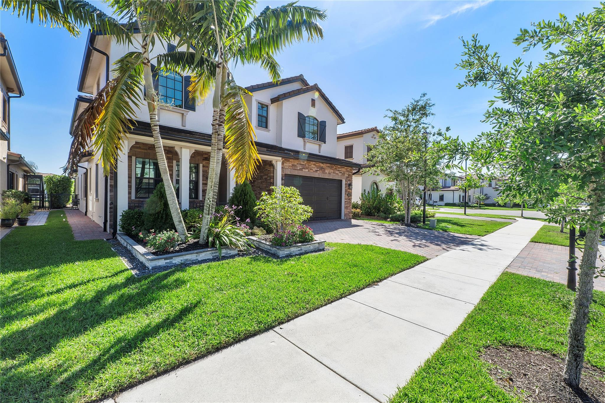 WATERCREST-42 ACRES - Residential Lease