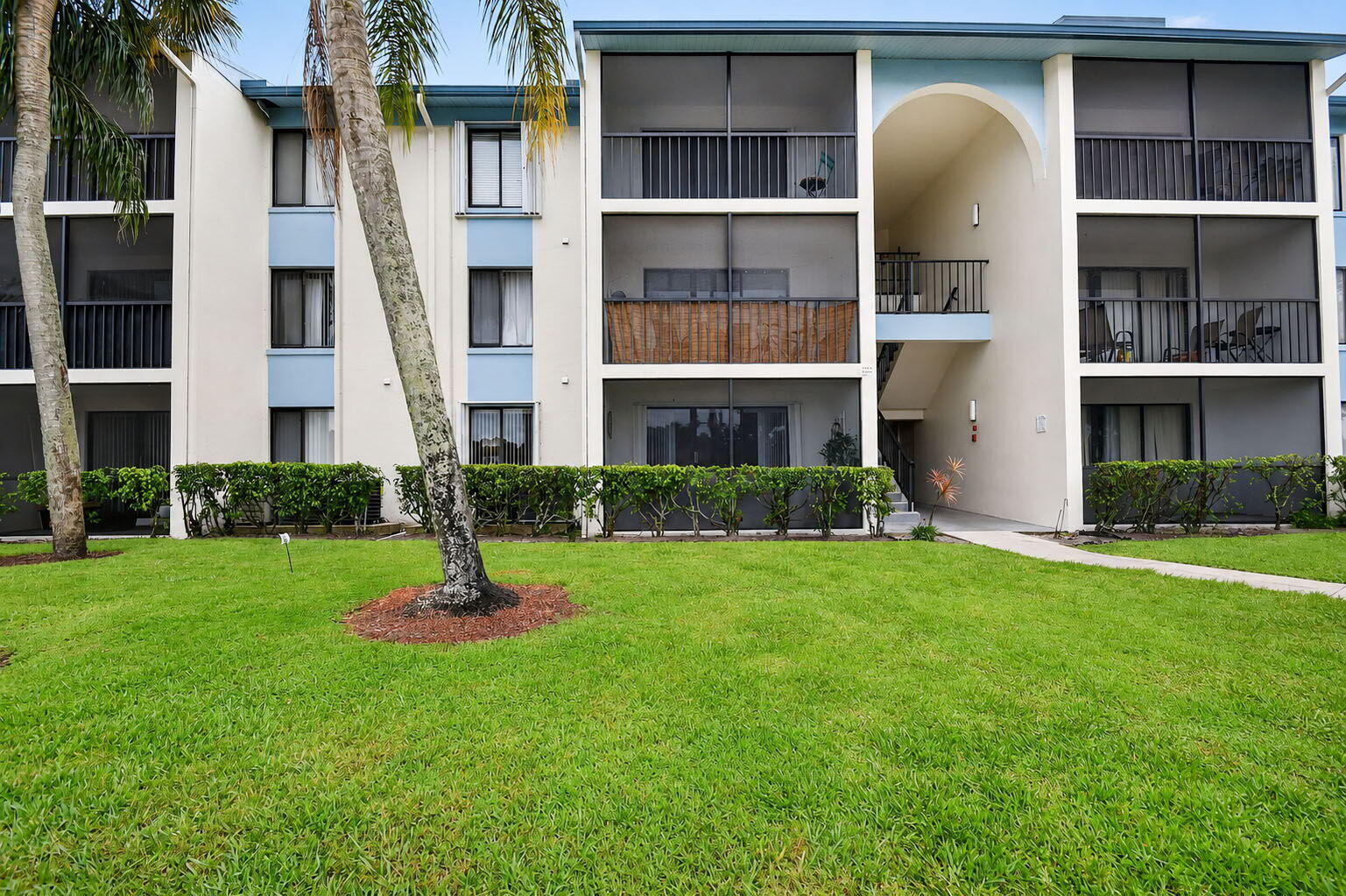PALM CLUB VILLAGE I CONDO - Residential