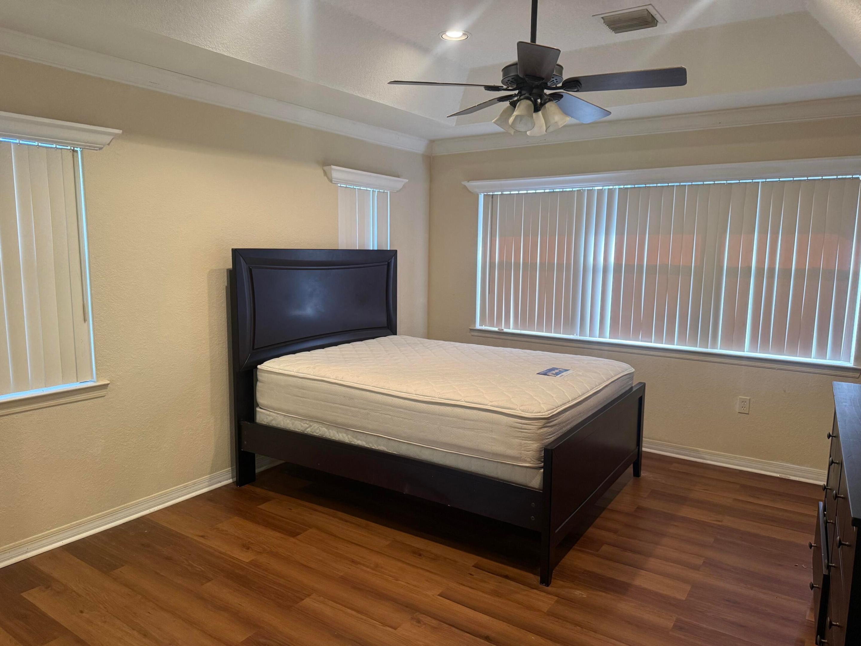 SAVANNAHS CONDOMINIUM-SEC - Residential