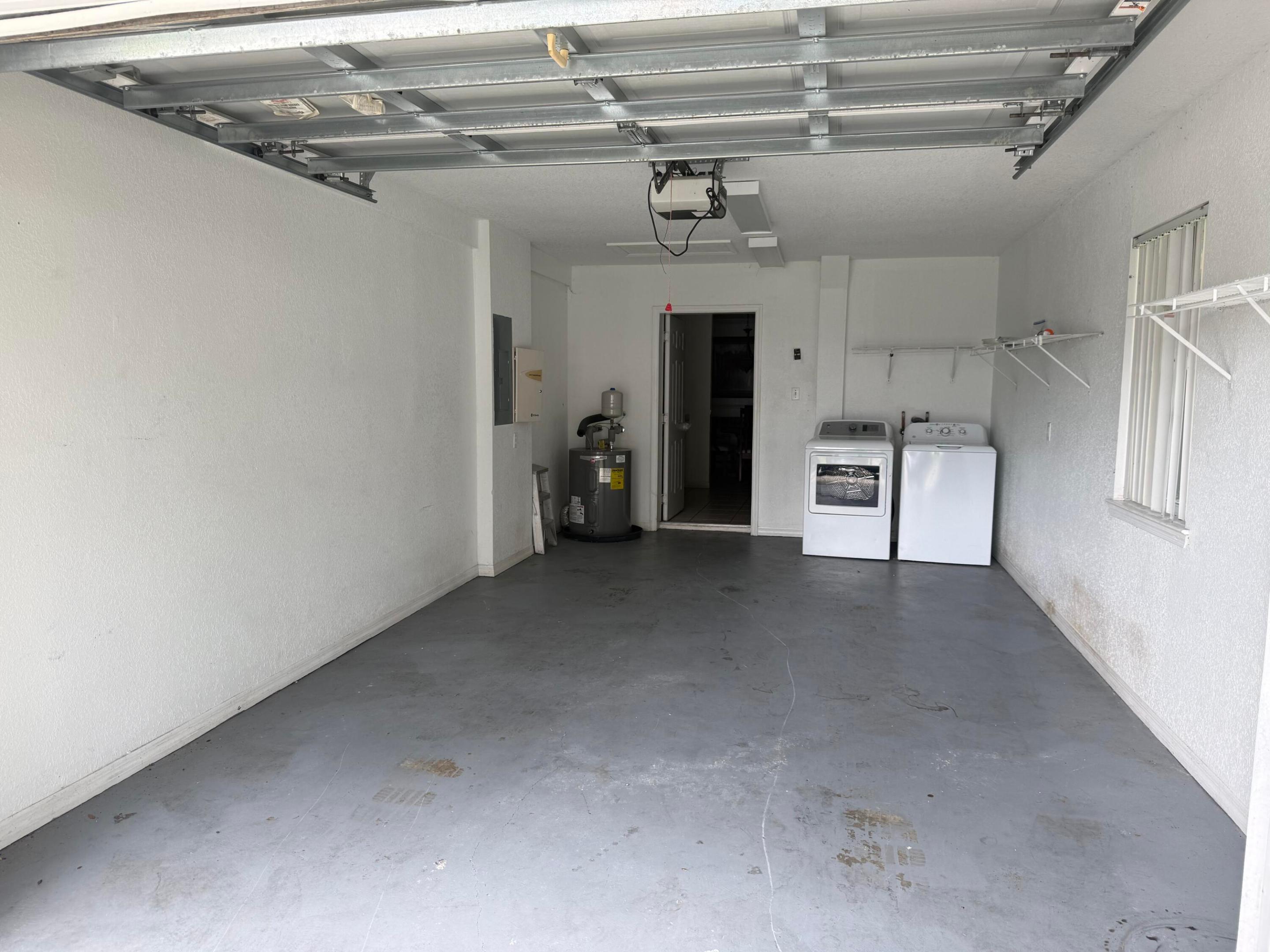 SAVANNAHS CONDOMINIUM-SEC - Residential