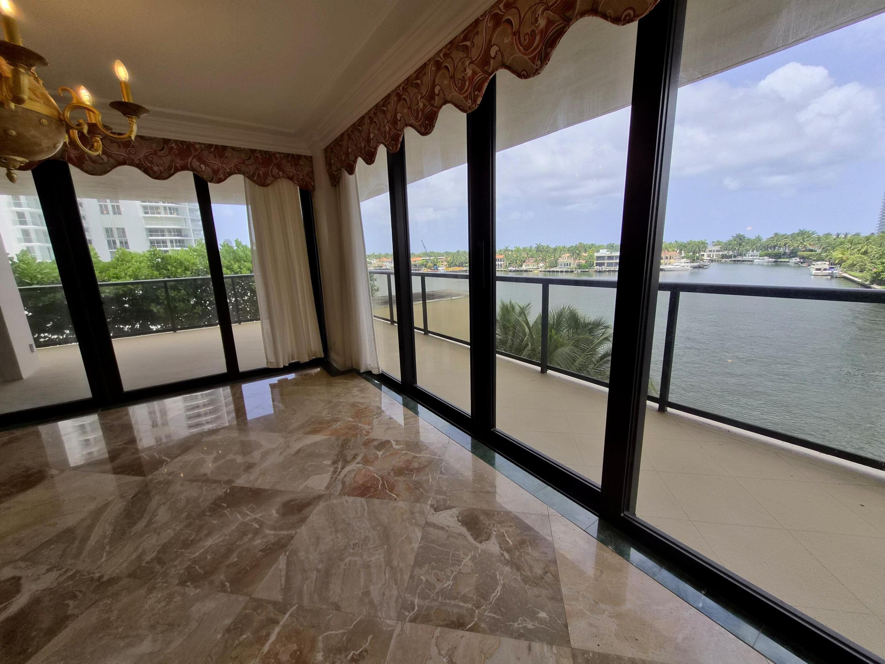 TURNBERRY ISLE SOUTH CONDO - Residential