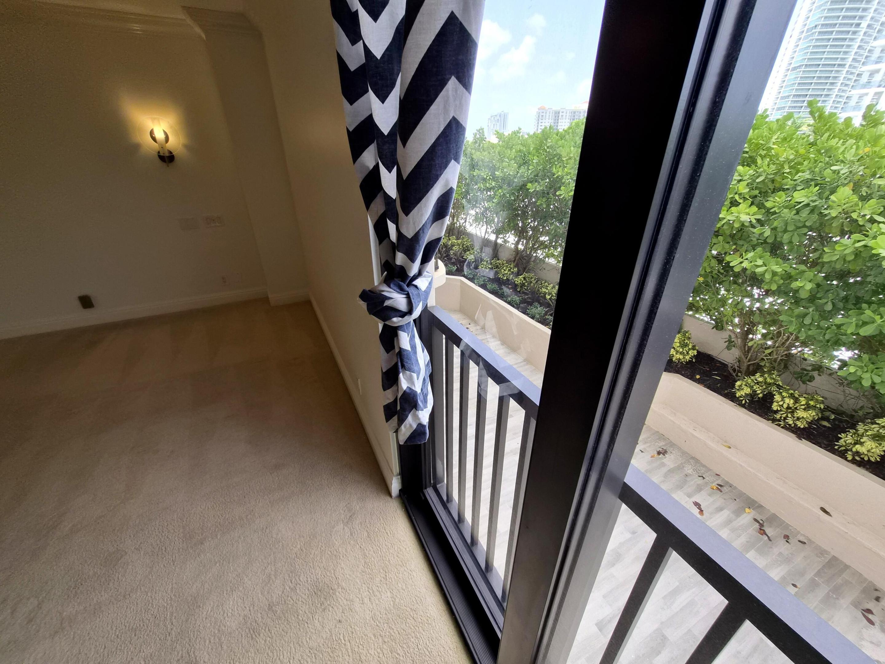 TURNBERRY ISLE SOUTH CONDO - Residential