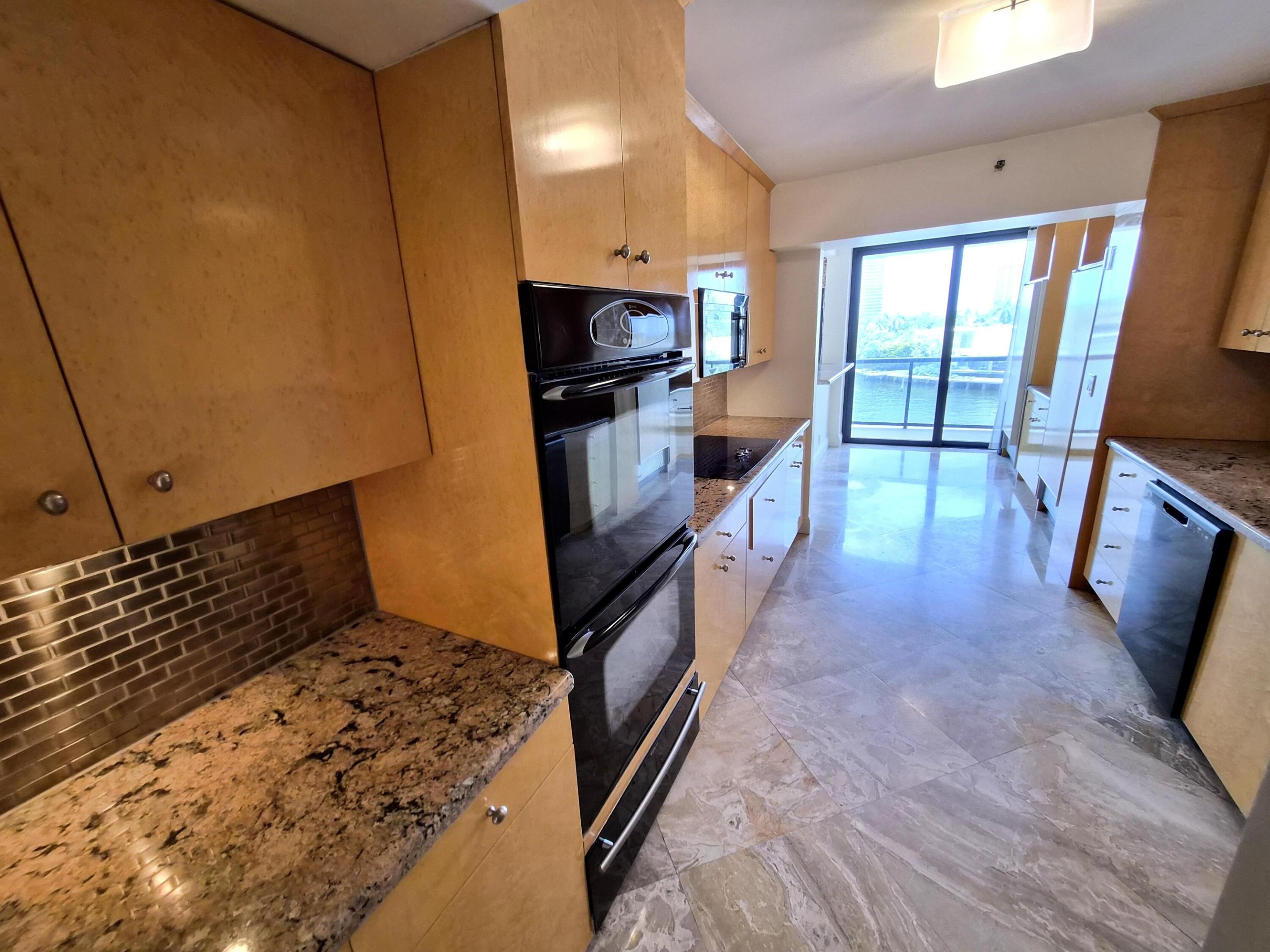 TURNBERRY ISLE SOUTH CONDO - Residential