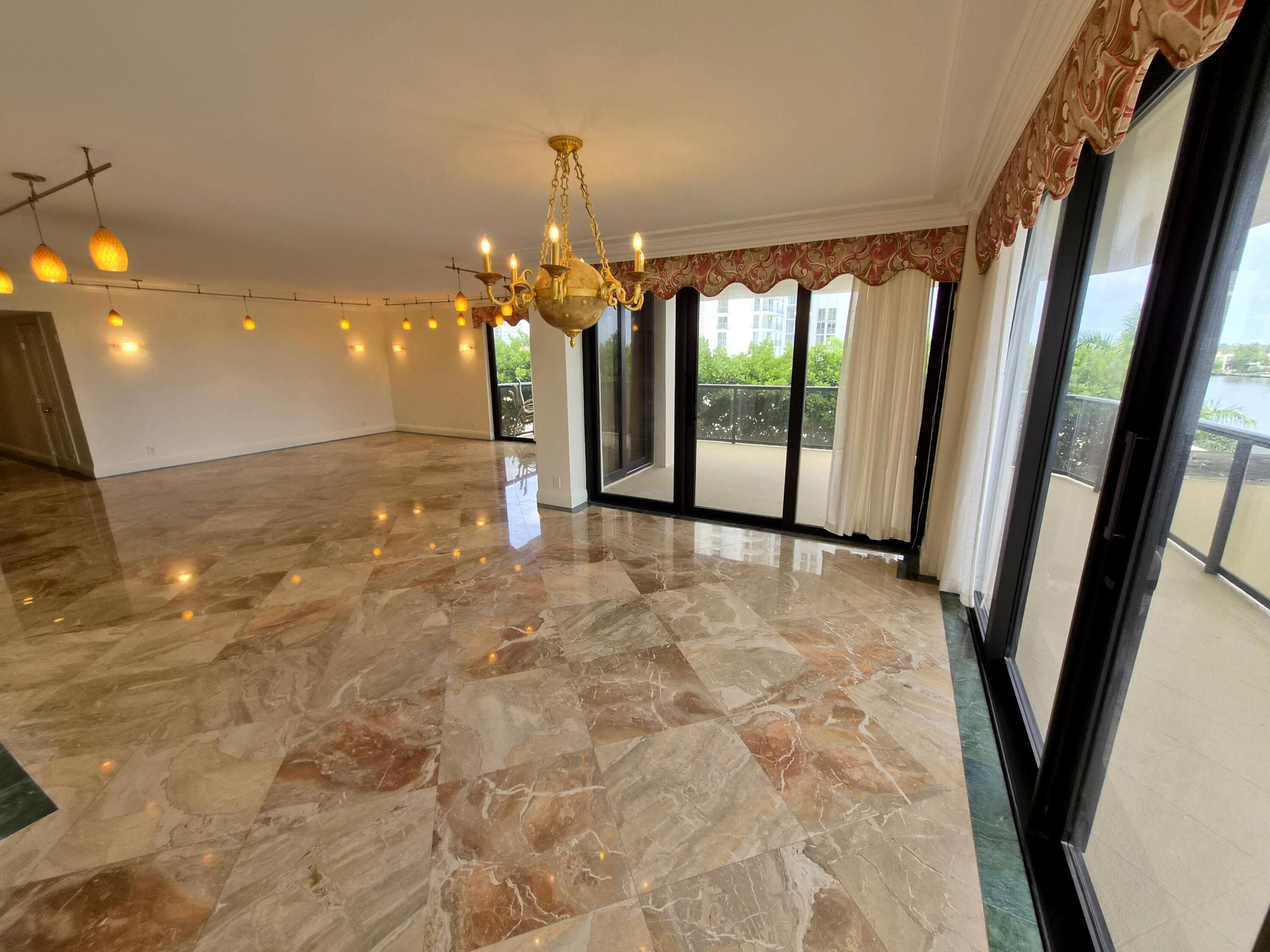 TURNBERRY ISLE SOUTH CONDO - Residential