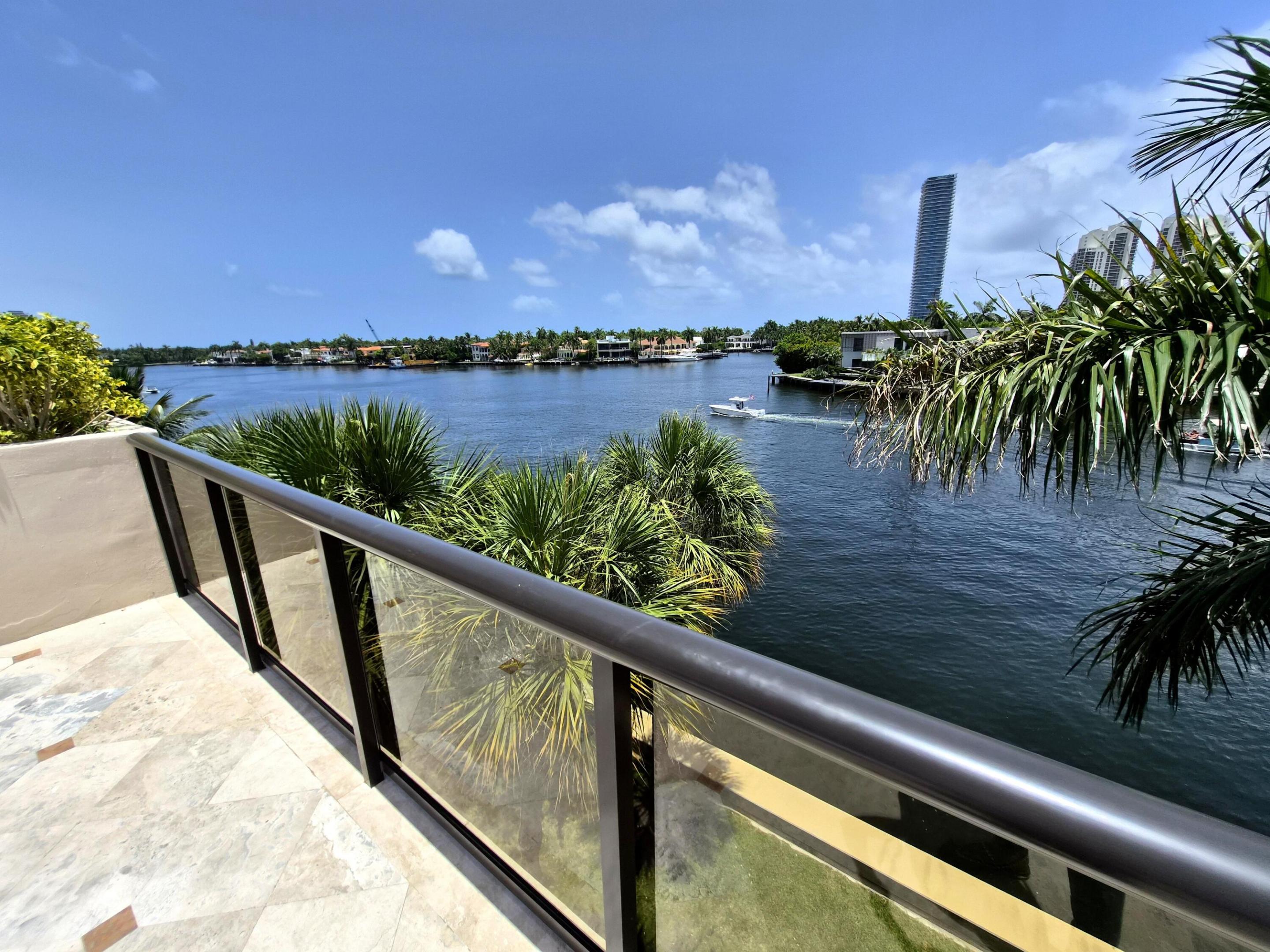 TURNBERRY ISLE SOUTH CONDO - Residential