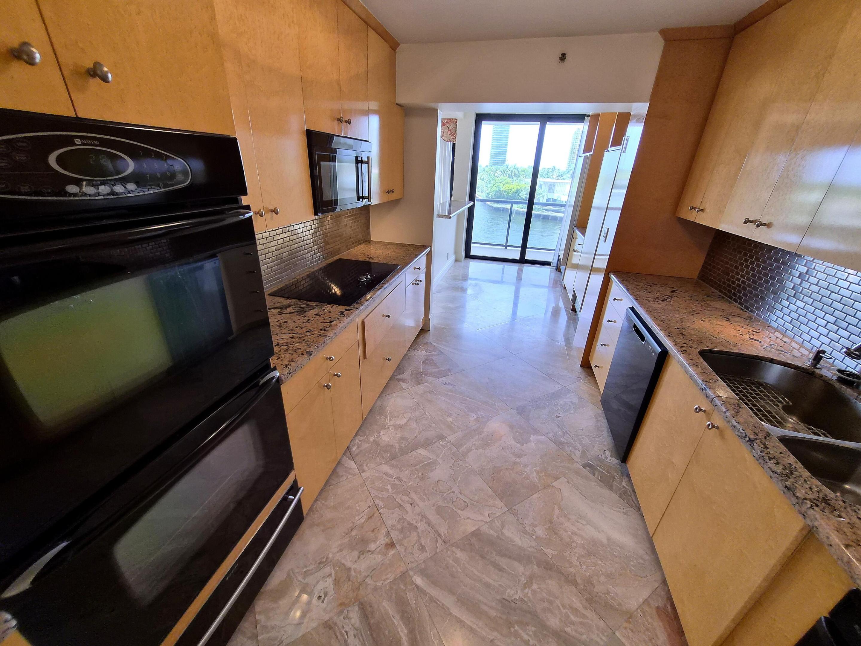 TURNBERRY ISLE SOUTH CONDO - Residential