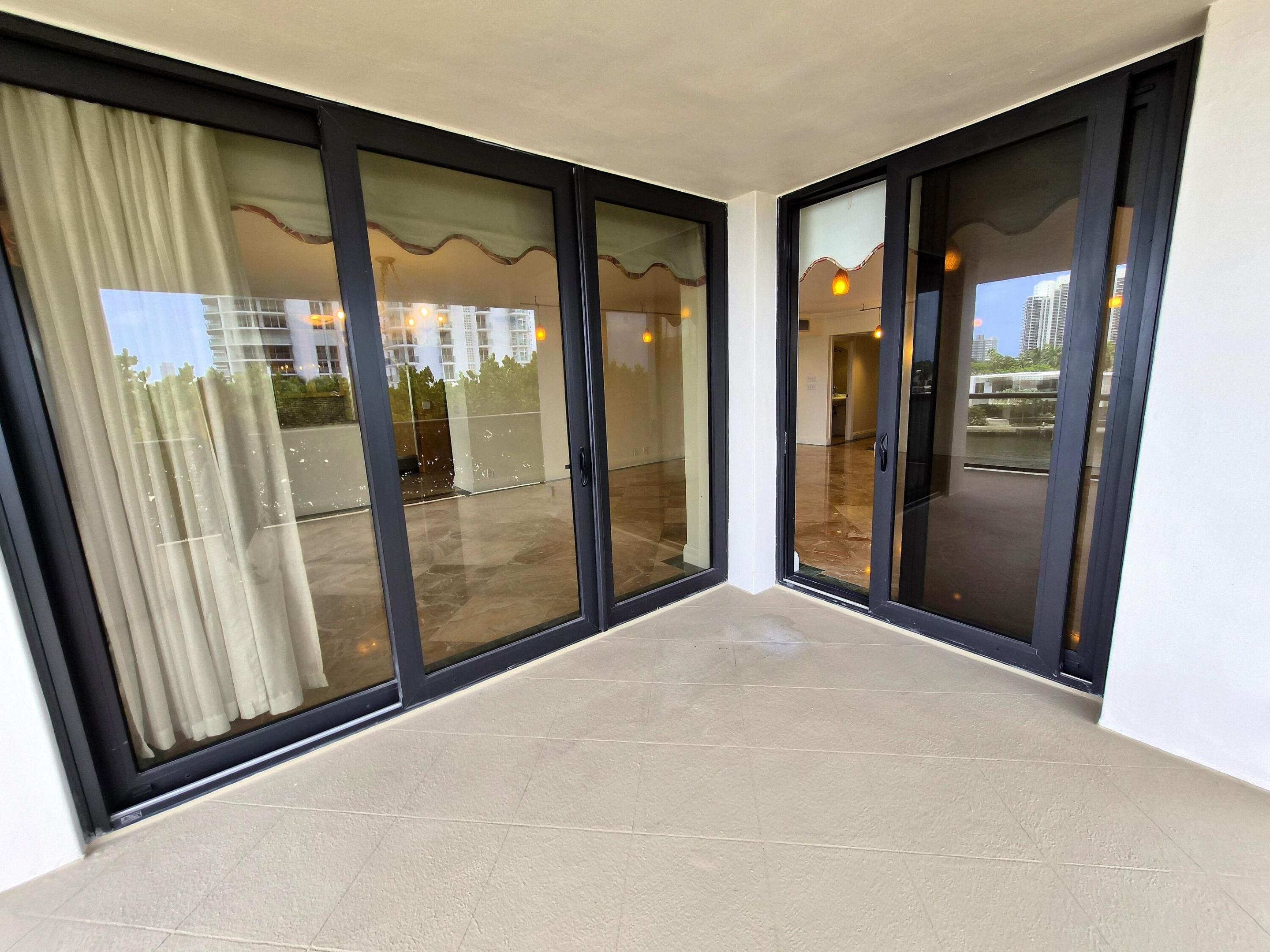 TURNBERRY ISLE SOUTH CONDO - Residential
