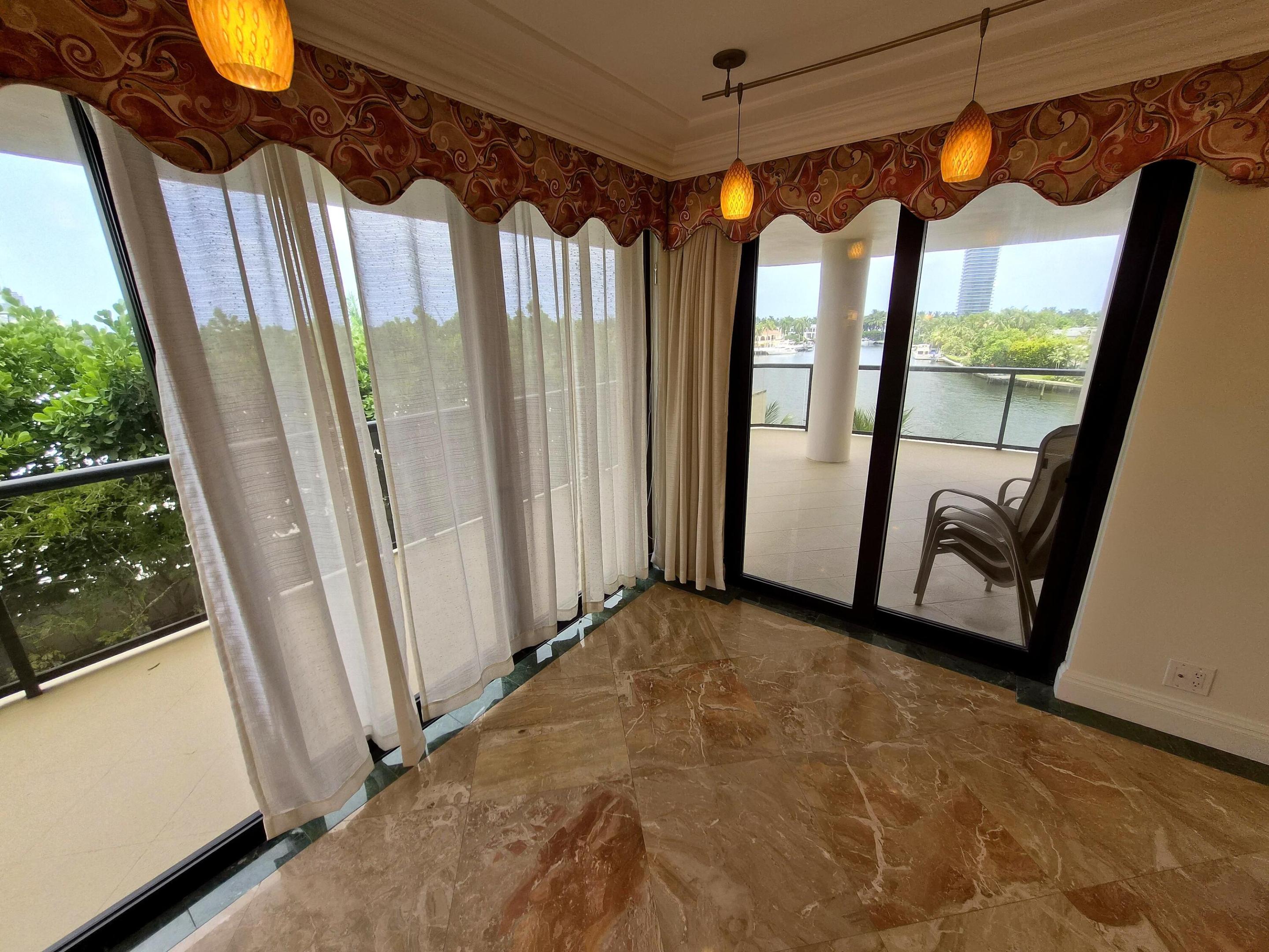 TURNBERRY ISLE SOUTH CONDO - Residential