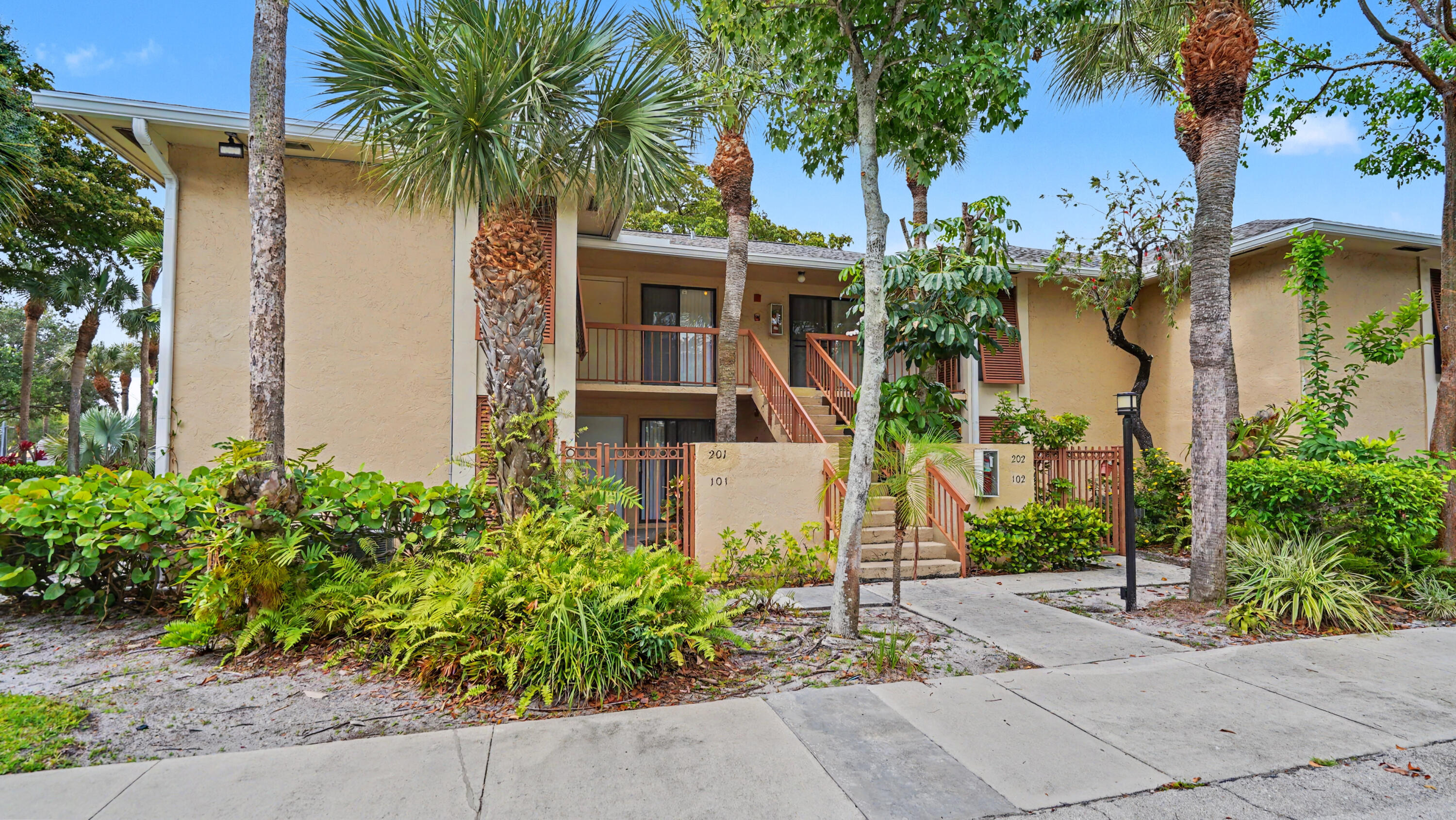 SANCTUARY PINES IN BOCA RATON CONDO - Residential Lease