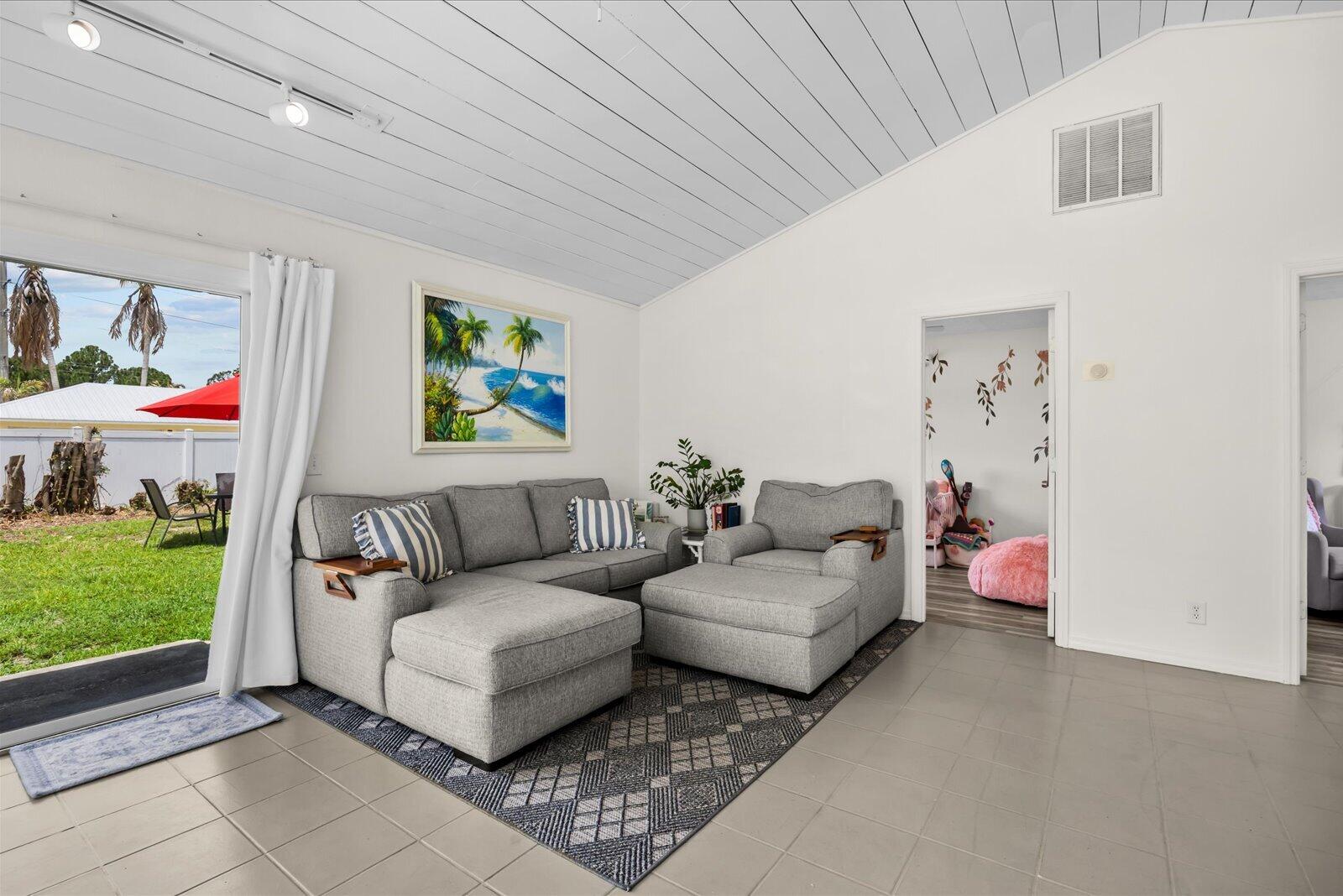 PORT ST LUCIE SECTION 18 - Residential