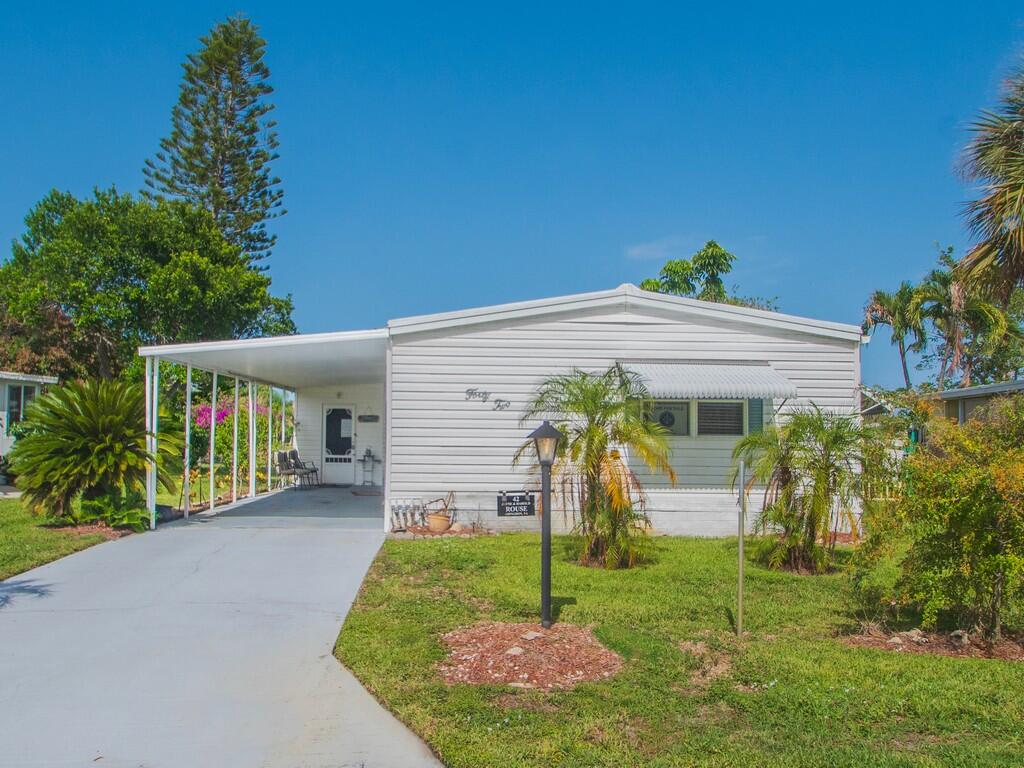 Pinelake Village - Residential