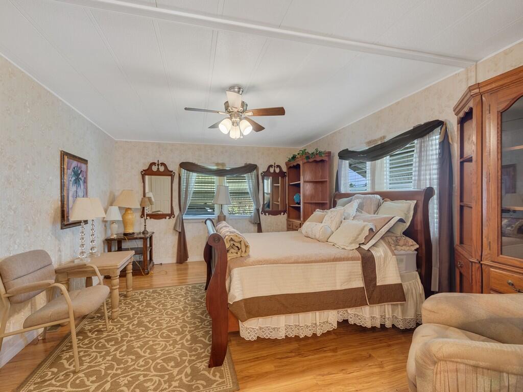 Pinelake Village - Residential